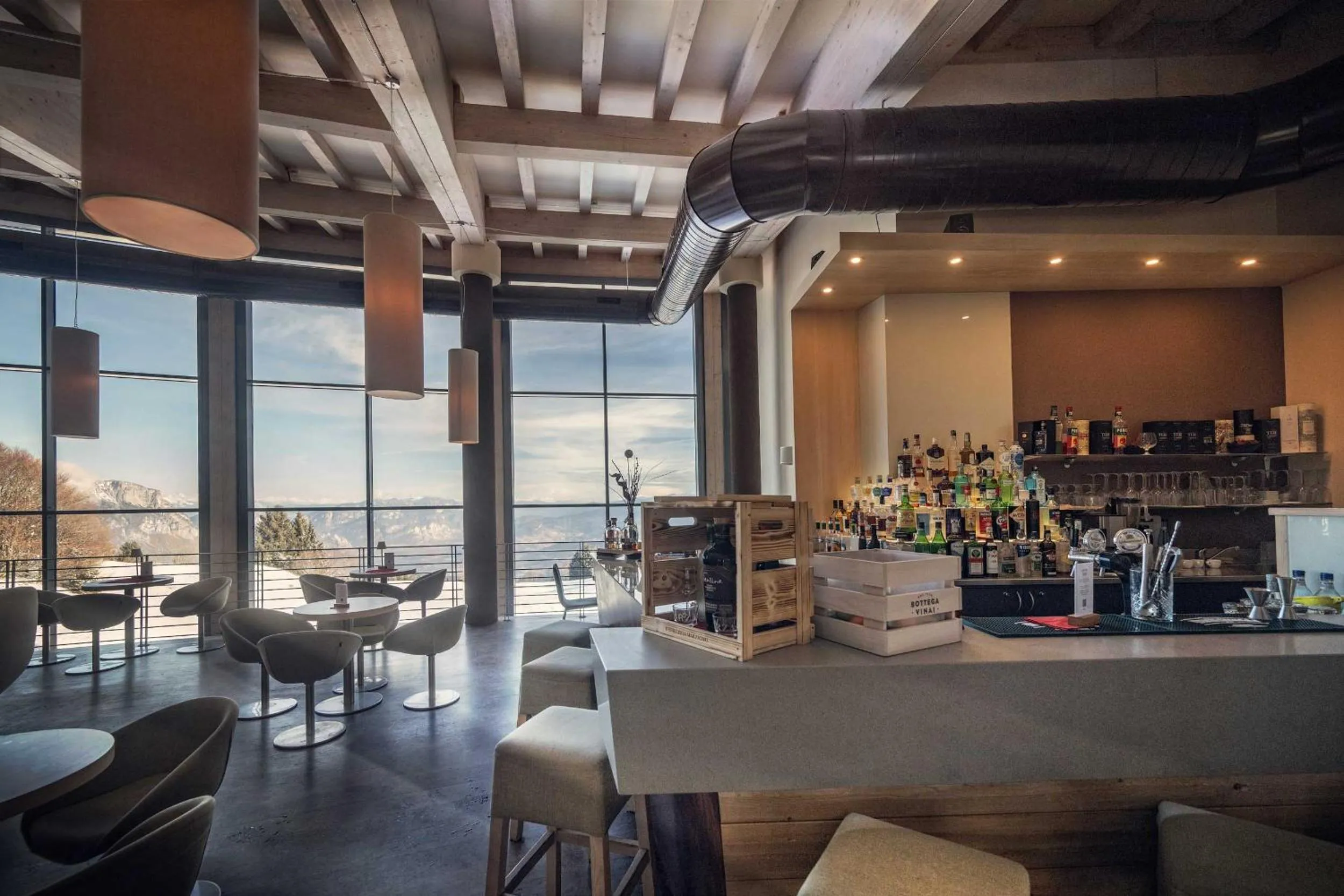 Lounge or bar in Le Blanc Hotel & Spa