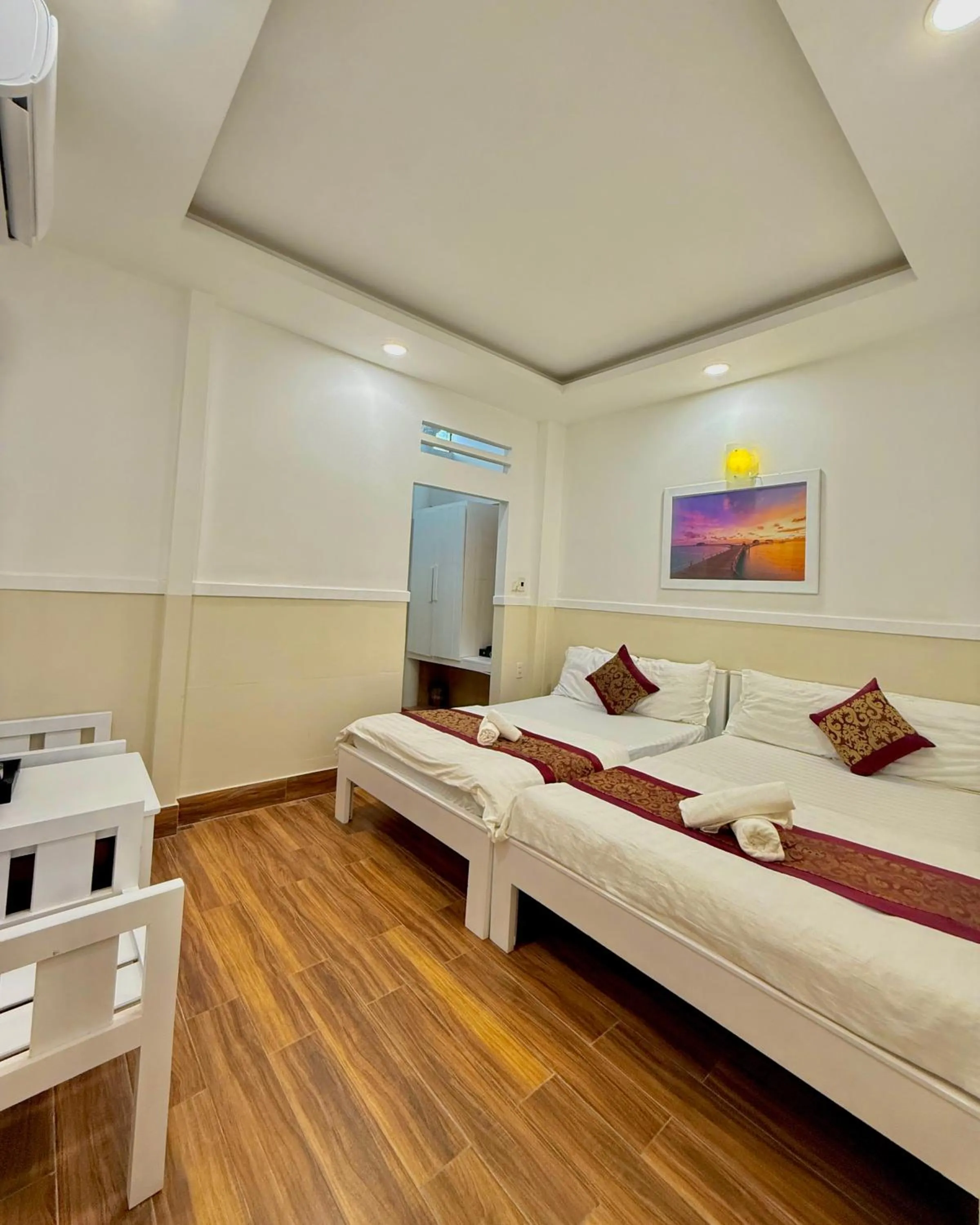 Bed in Hotel Minh Hang