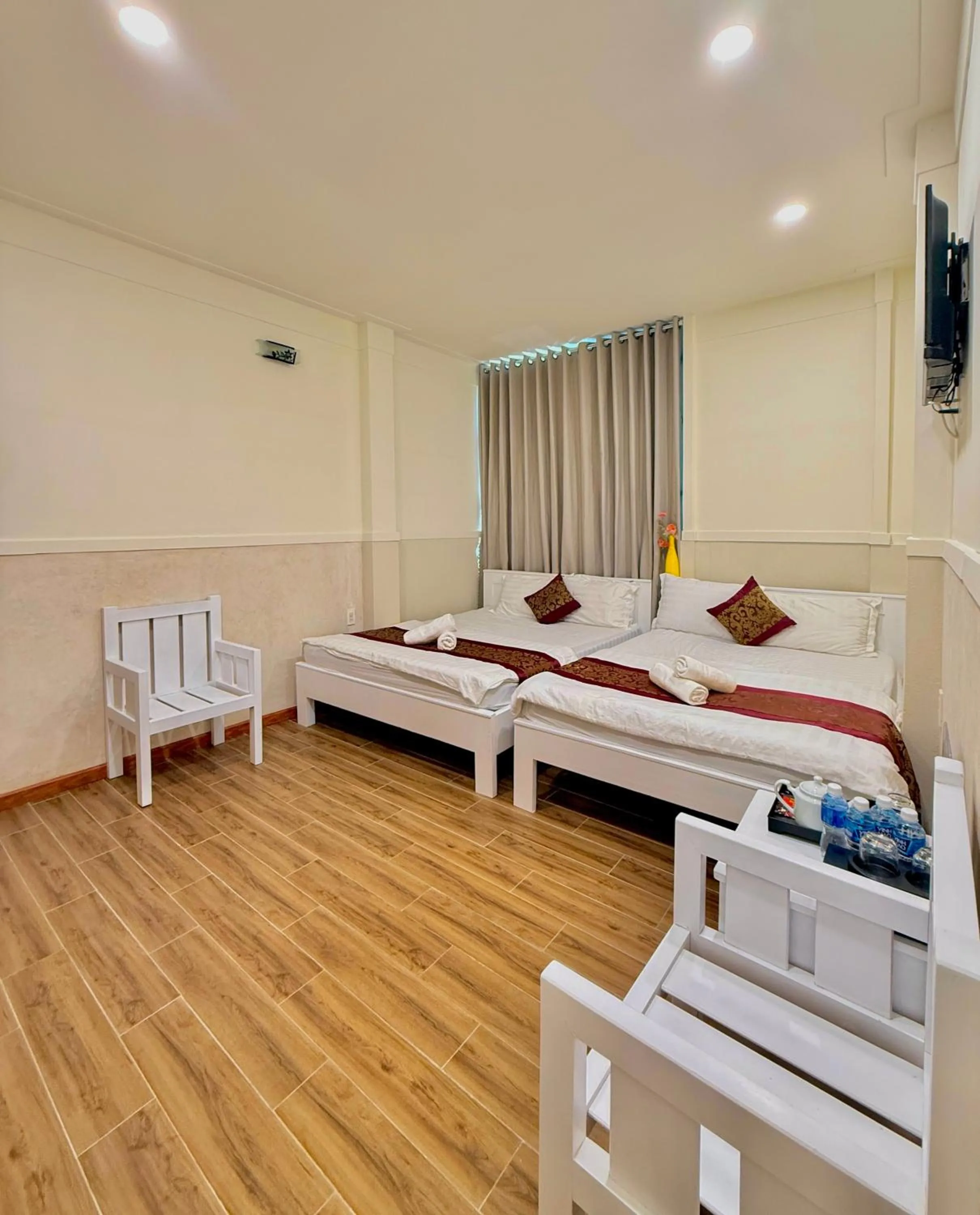 Bed in Hotel Minh Hang