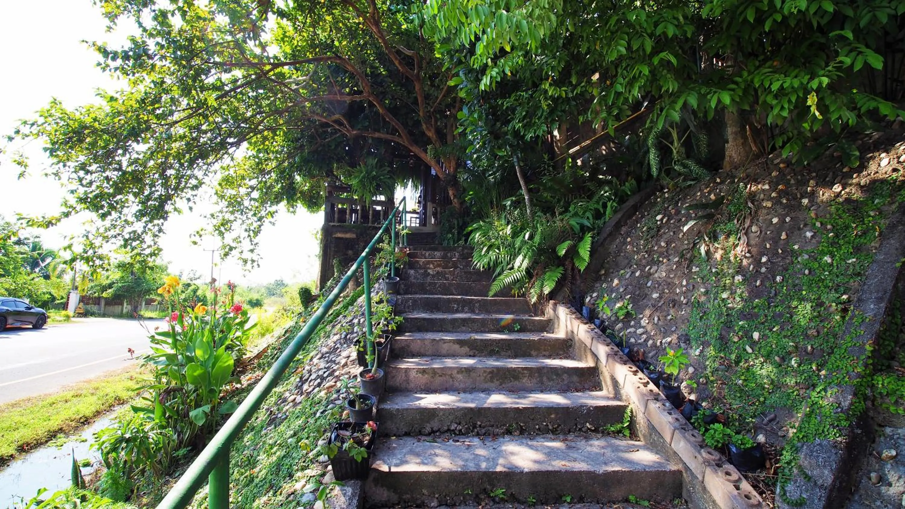 Facade/entrance in Pround Nan Cottage