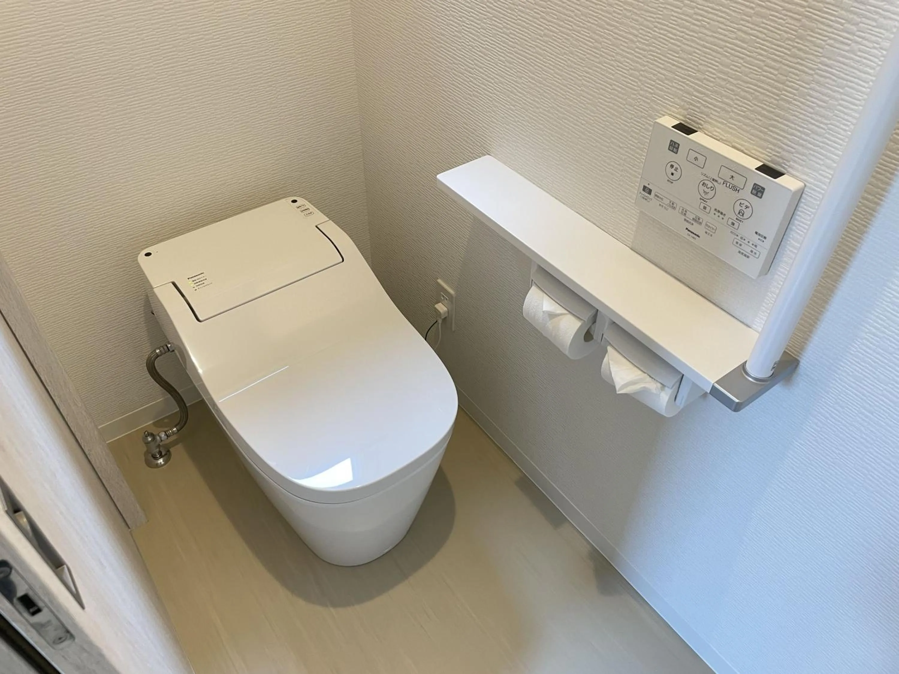 Toilet in SORA 2