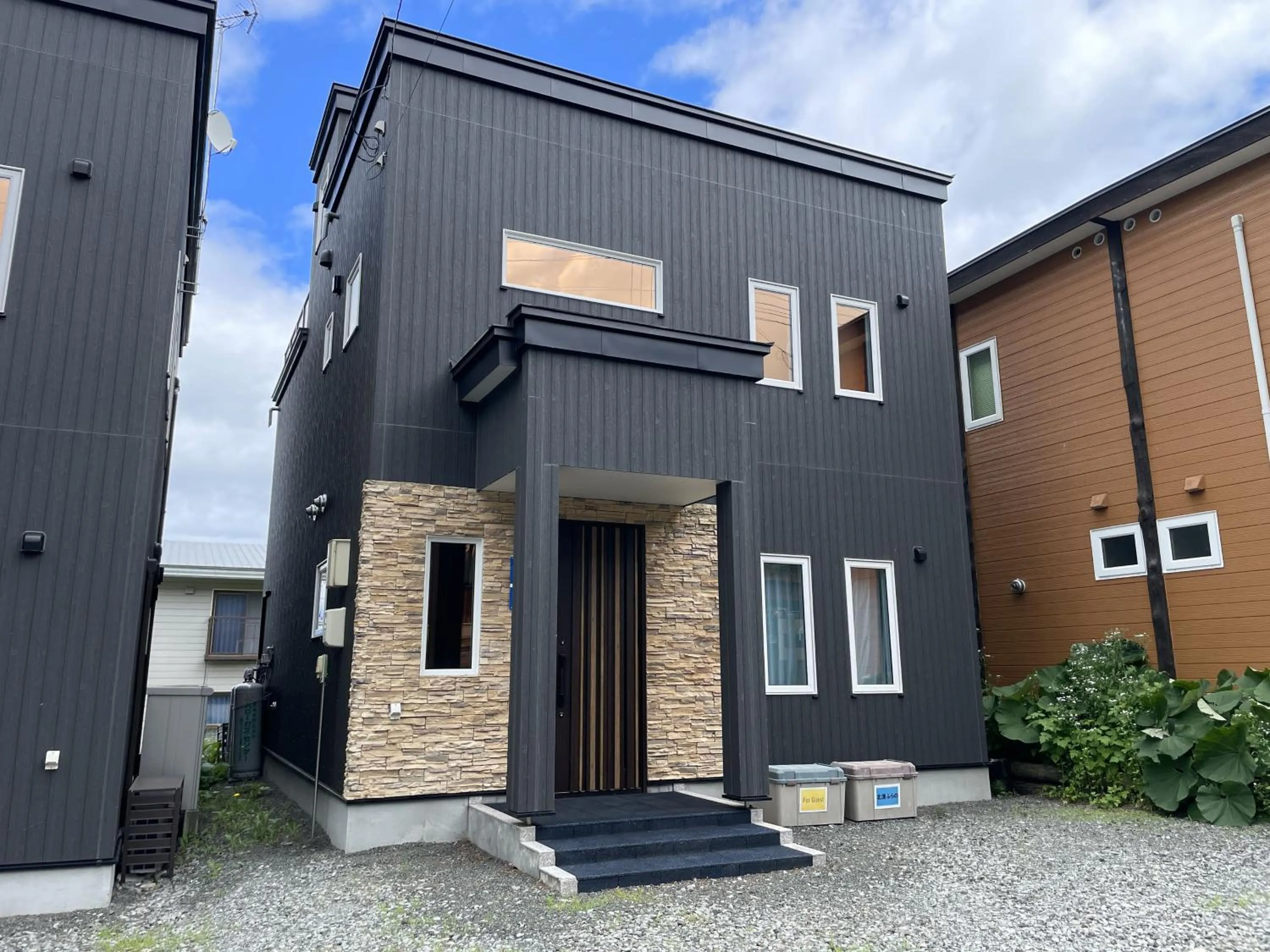 Property building in SORA 2