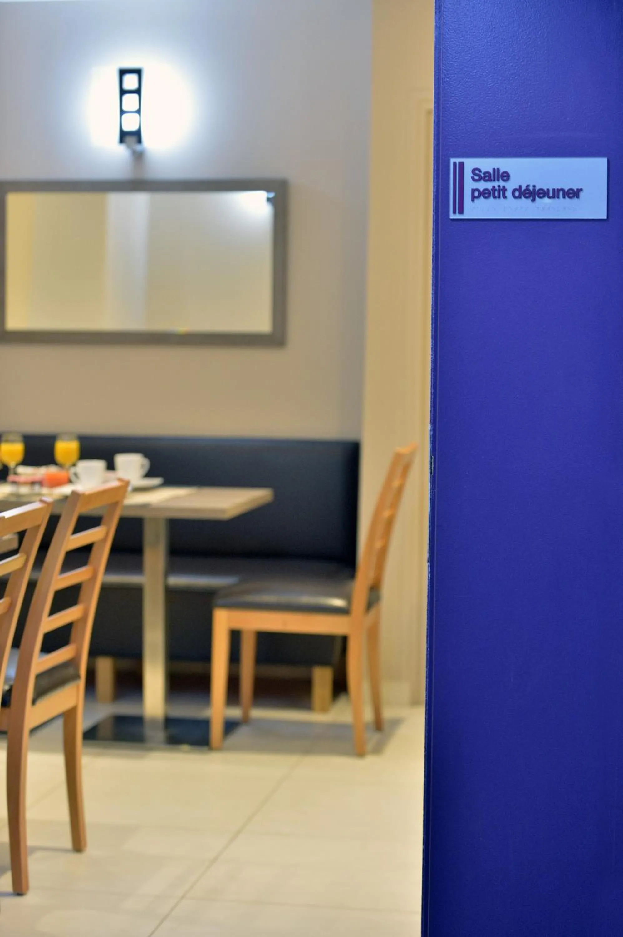 Restaurant/places to eat in Hotel du Chemin Vert