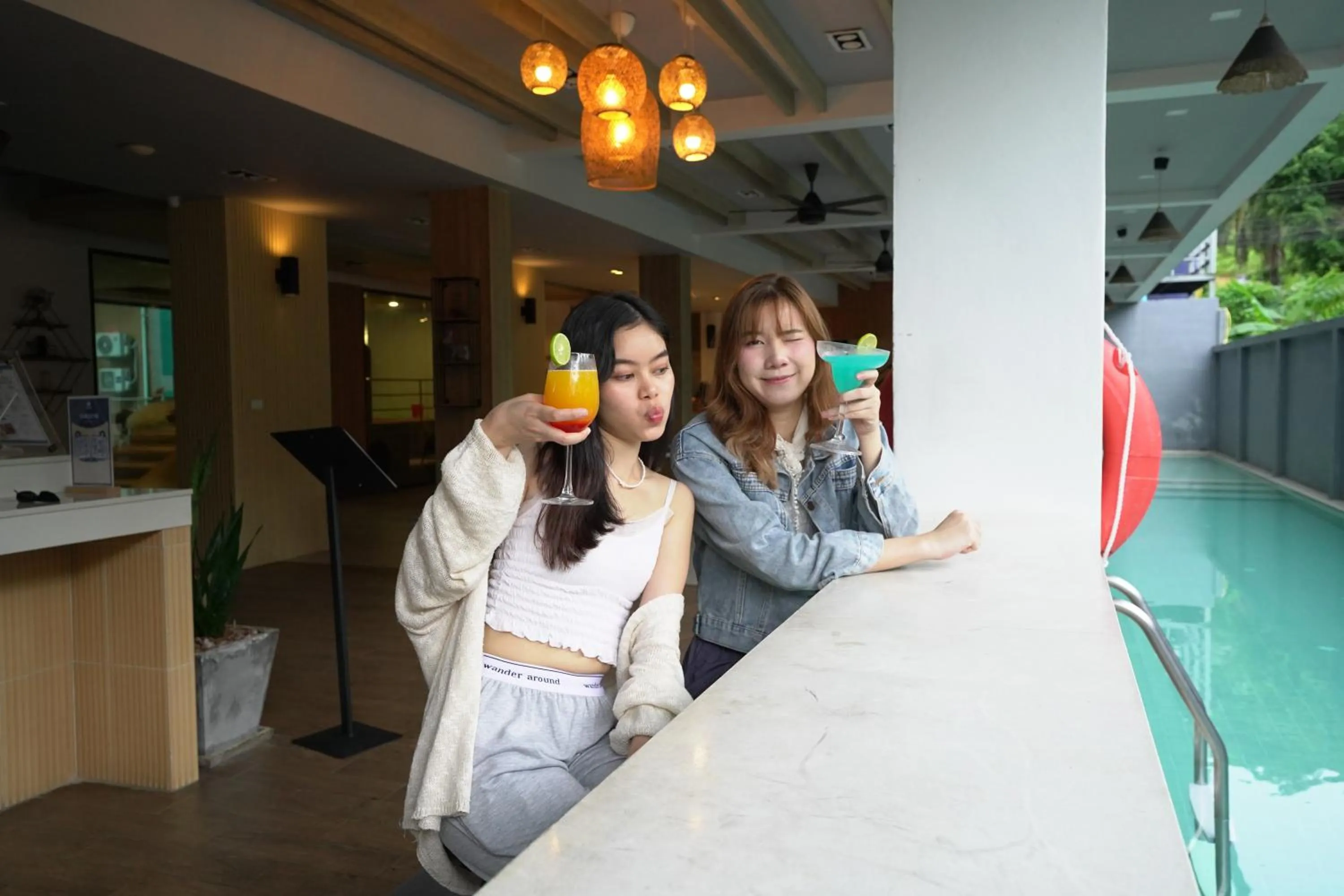 Lounge or bar in Kokotel Krabi Oasis