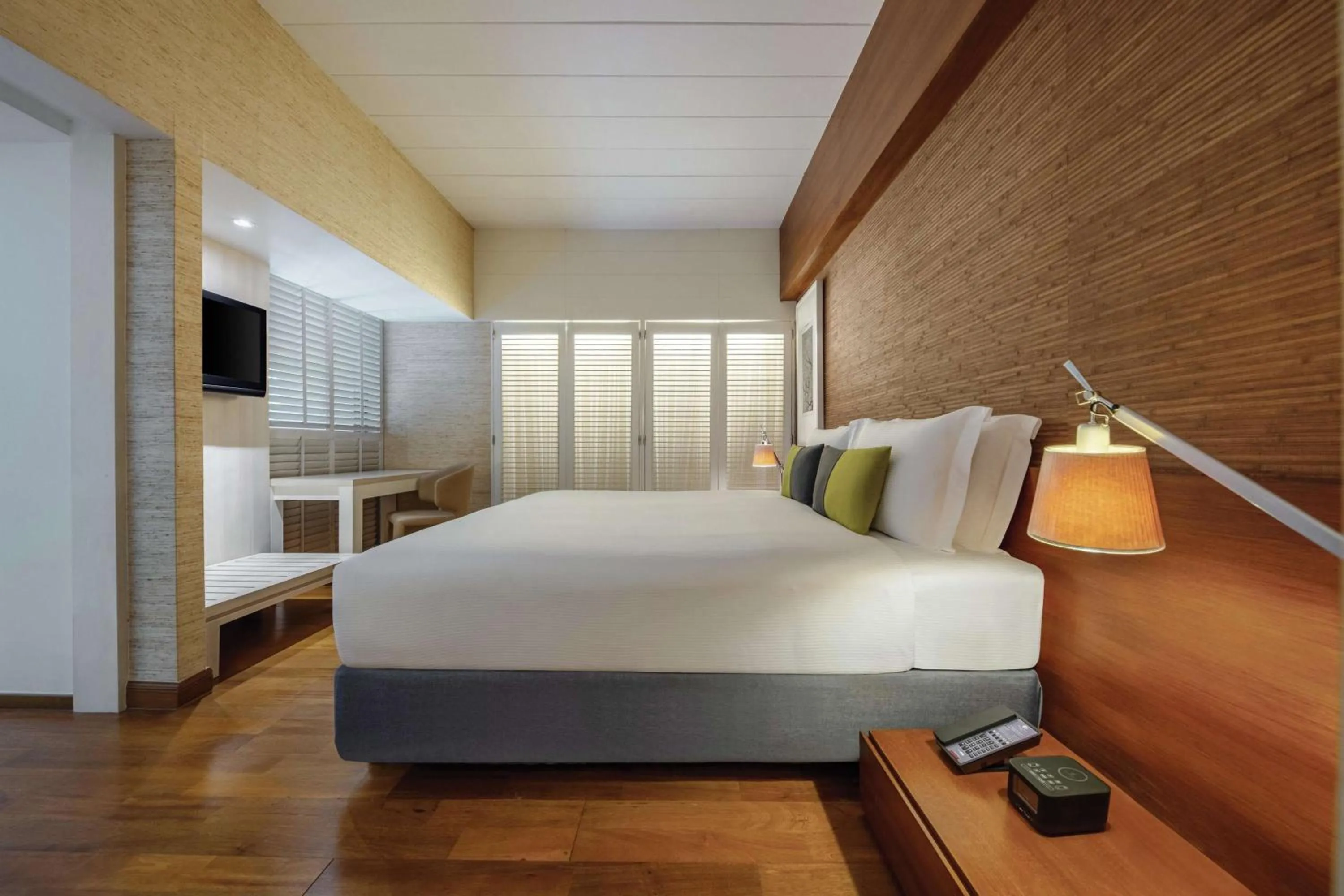 Bedroom, Bed in DoubleTree by Hilton Phuket Banthai Resort