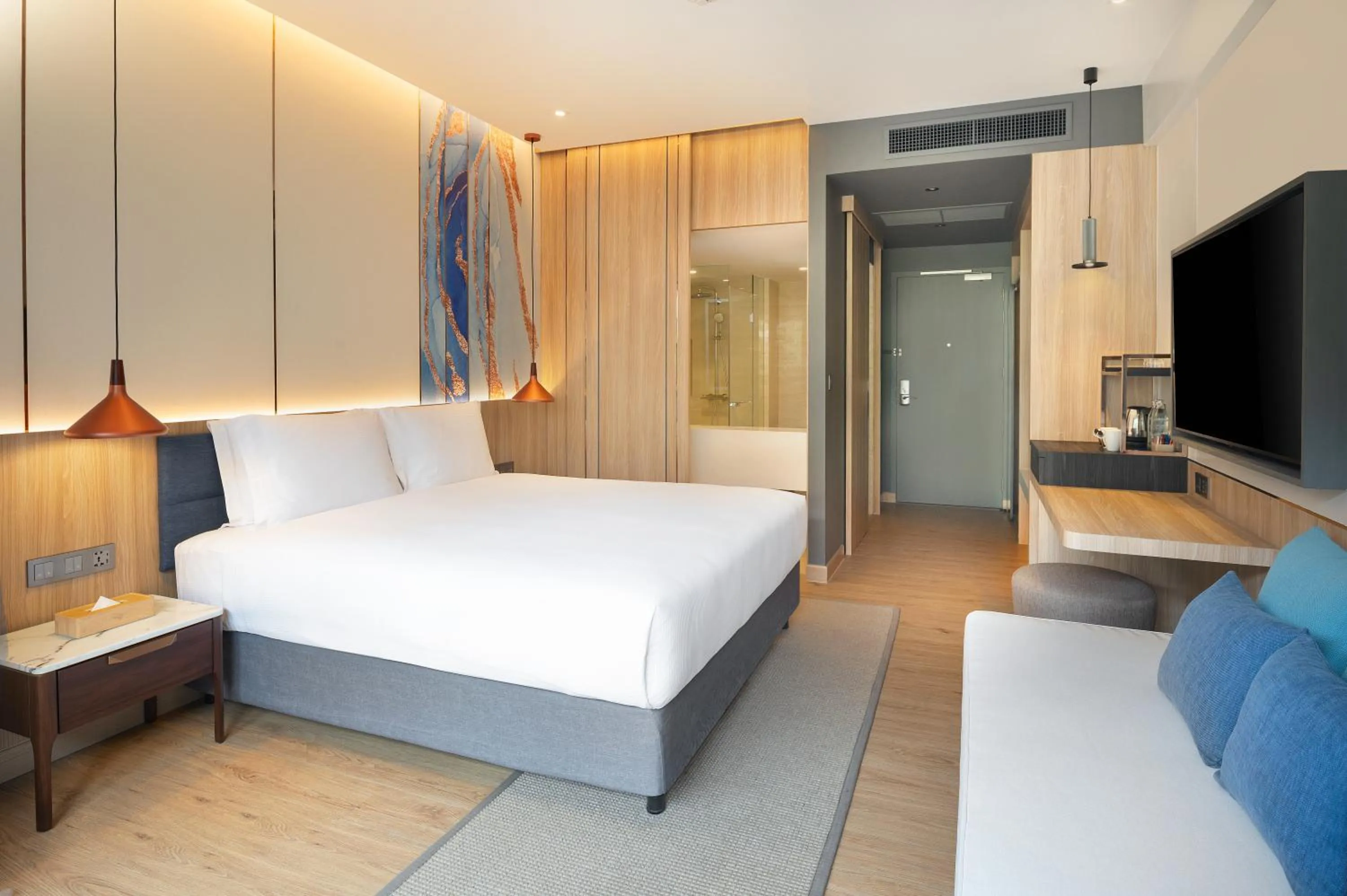 Bed in DoubleTree by Hilton Phuket Banthai Resort