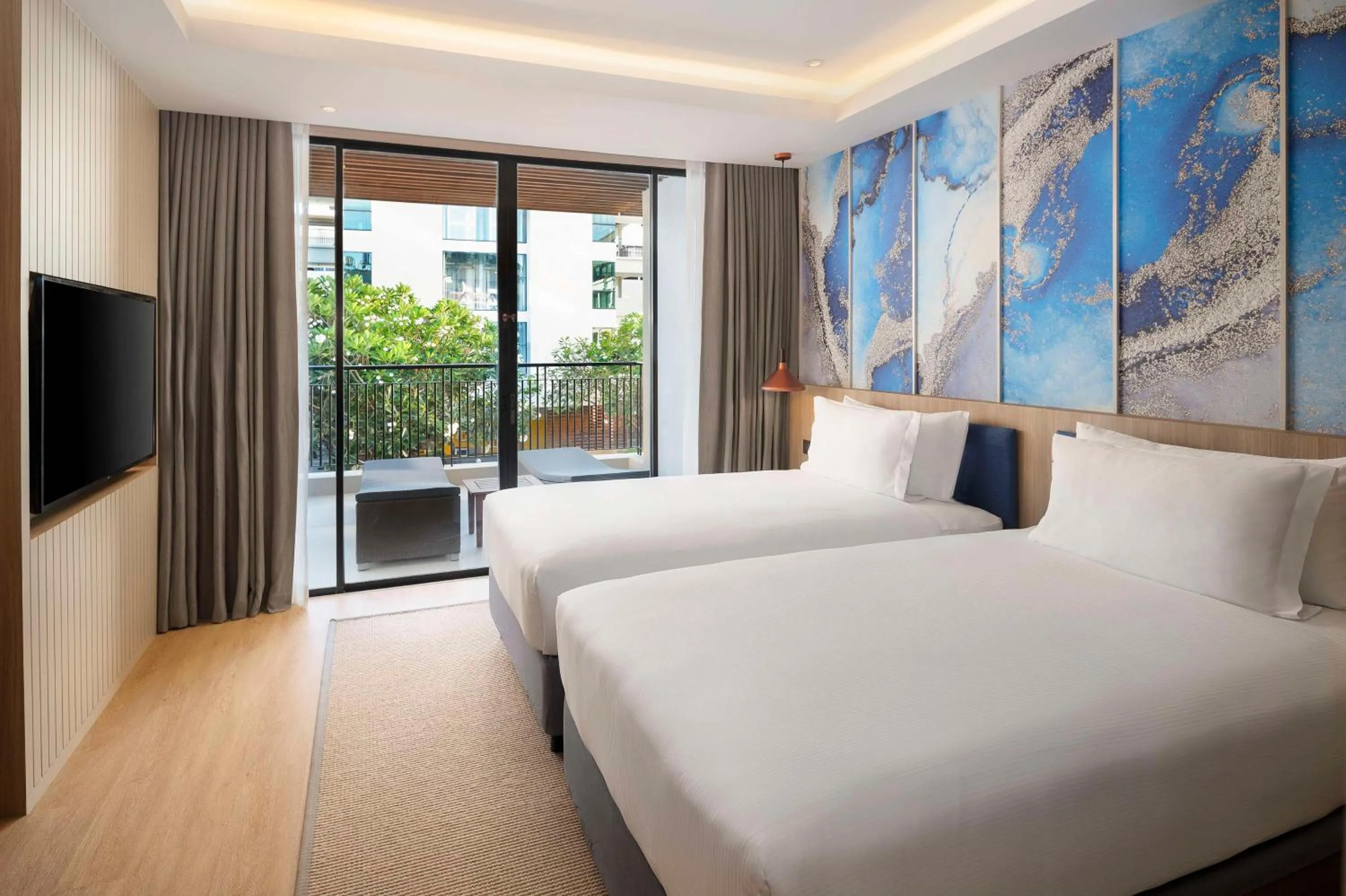 Bed in DoubleTree by Hilton Phuket Banthai Resort