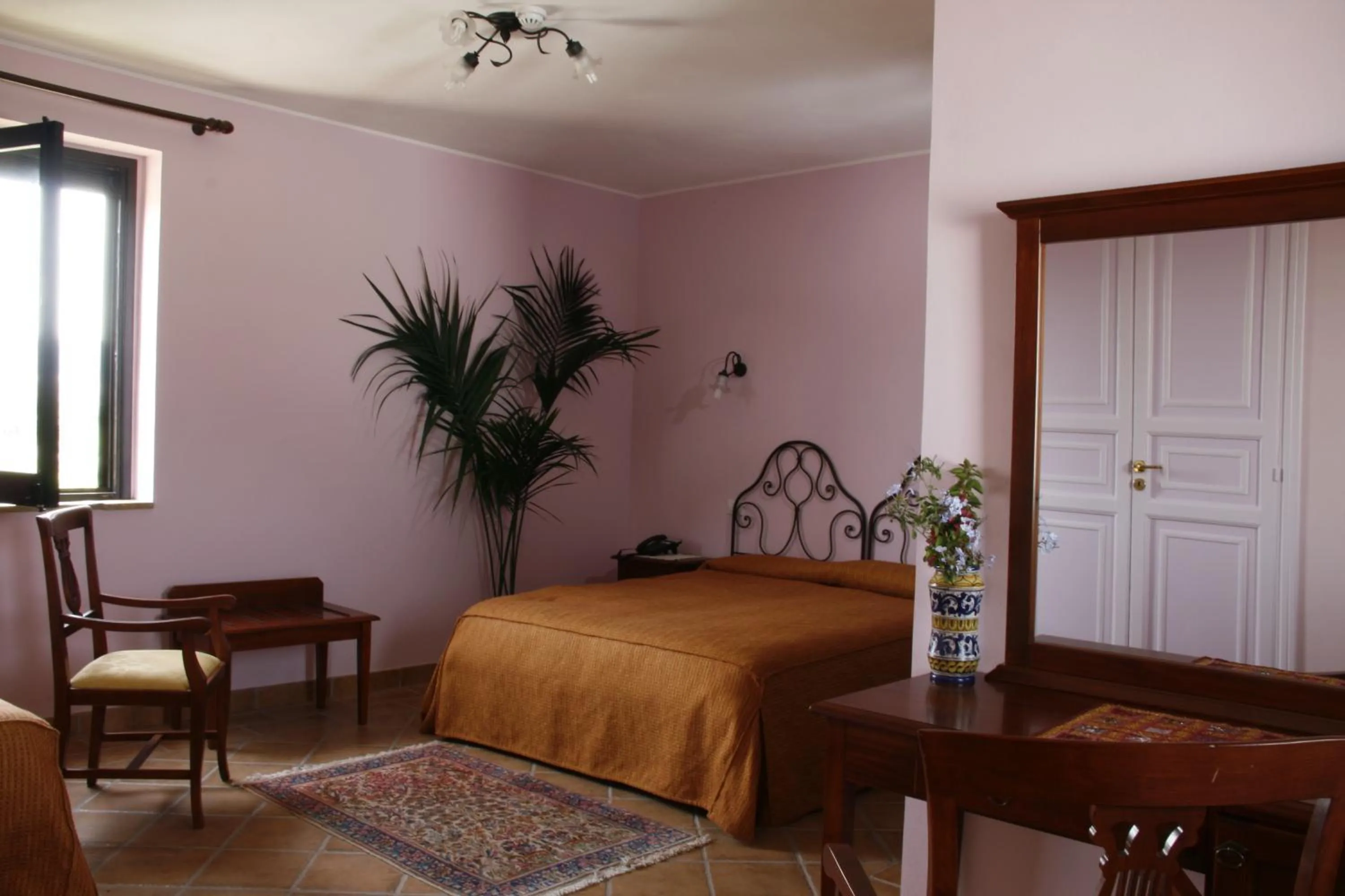 Triple Room in Don Giovanni Hotel