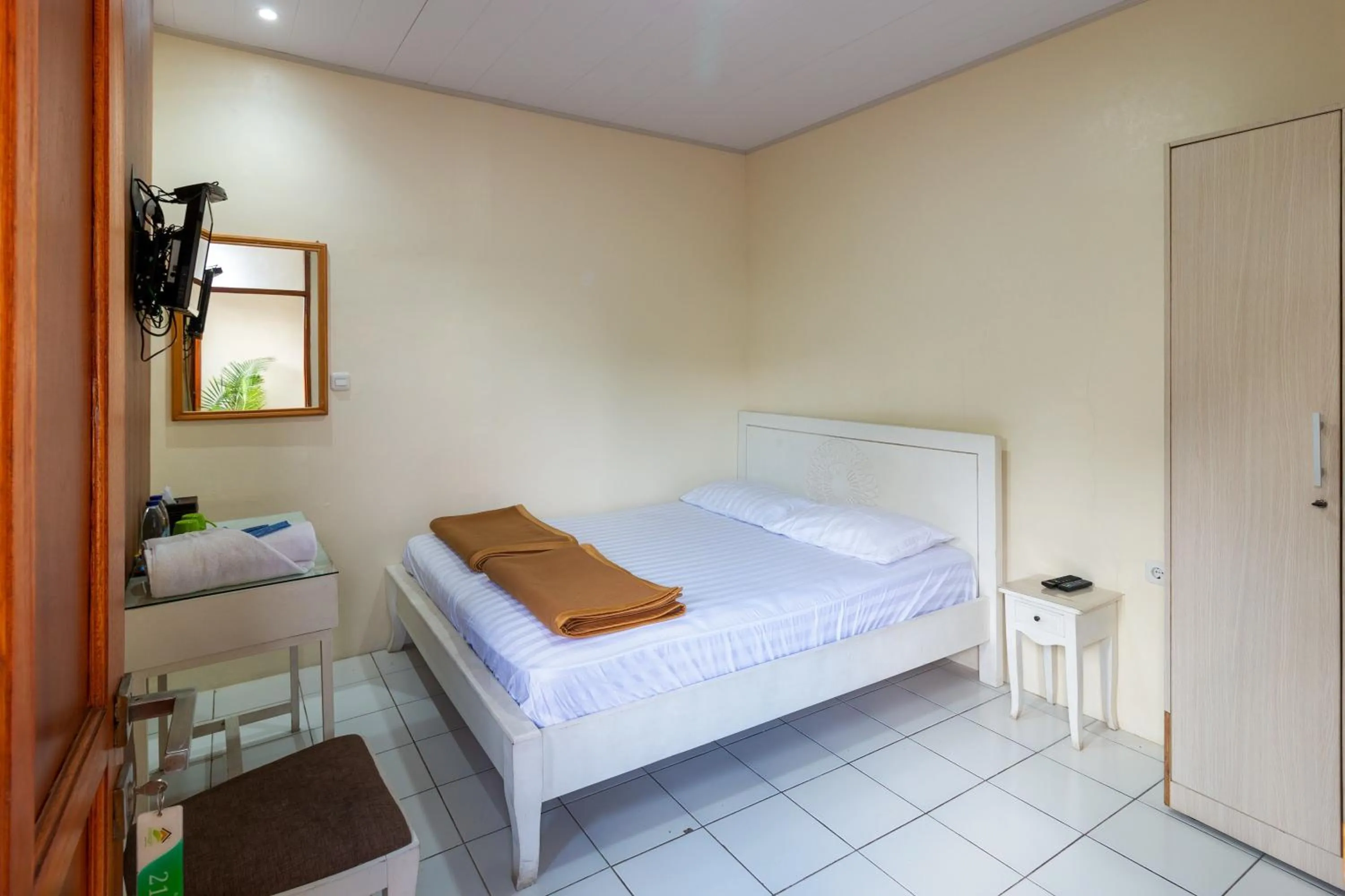 Bed in Jayagiri Guesthouse By Belgareti