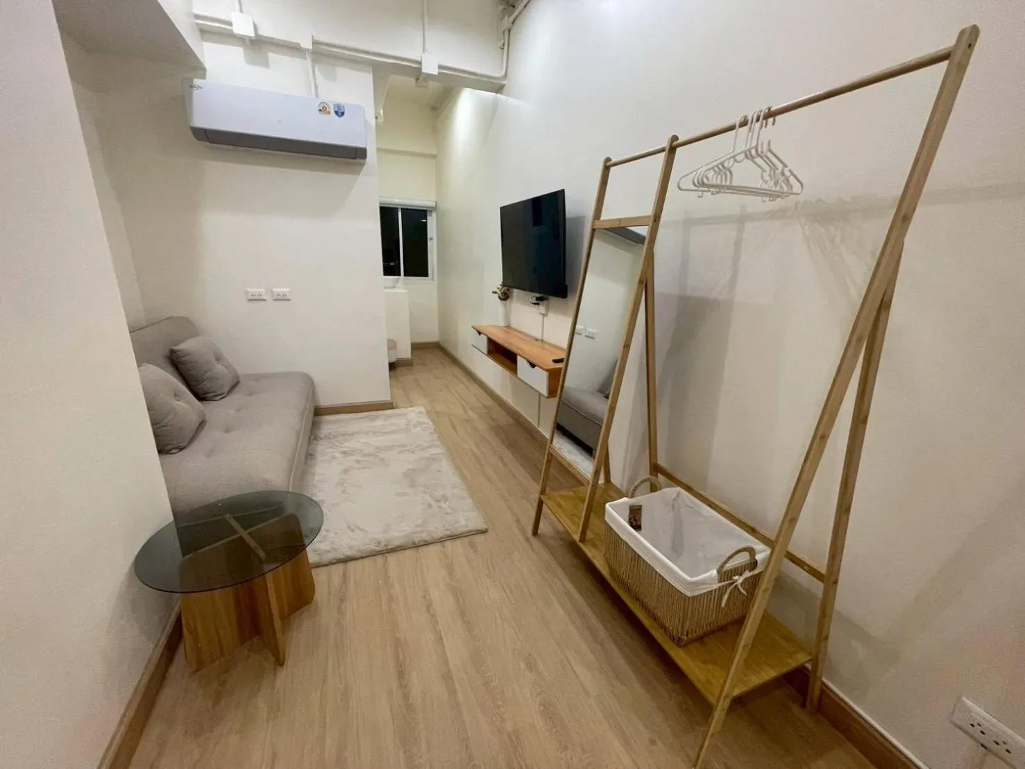 TV and multimedia, Bed in Shade House - Phuket Downtown