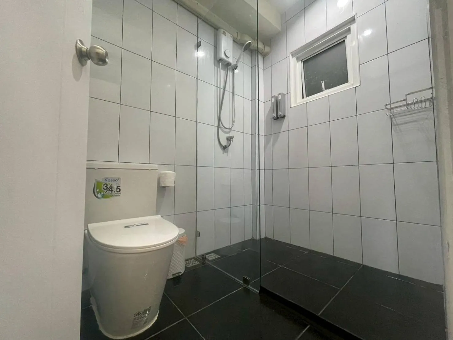 Shower in Shade House - Phuket Downtown