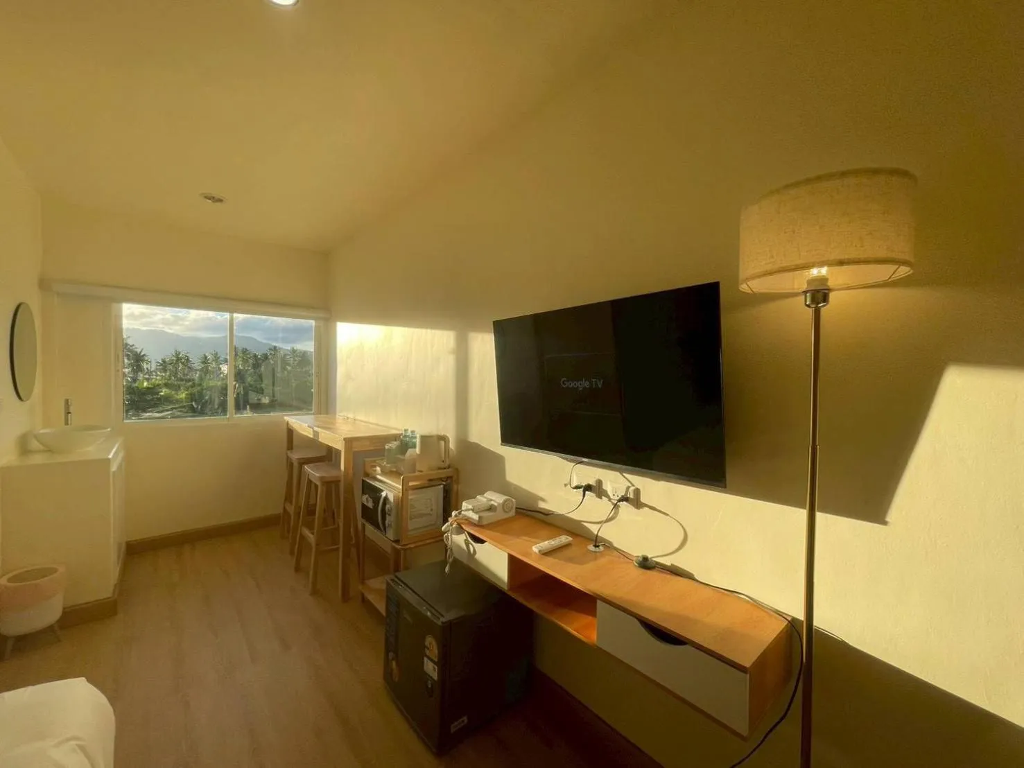 TV and multimedia in Shade House - Phuket Downtown