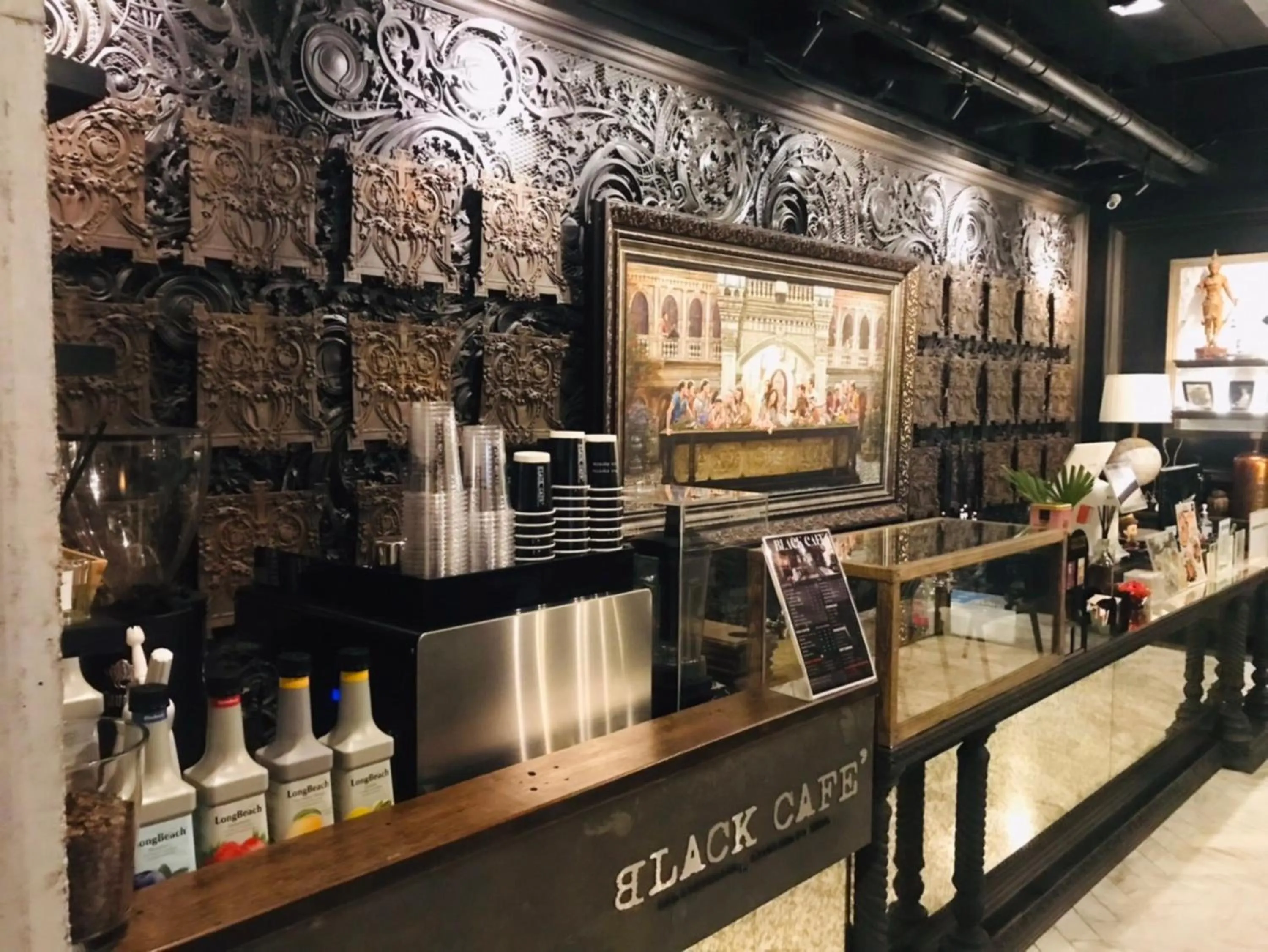 Drinks in Shade House - Phuket Downtown