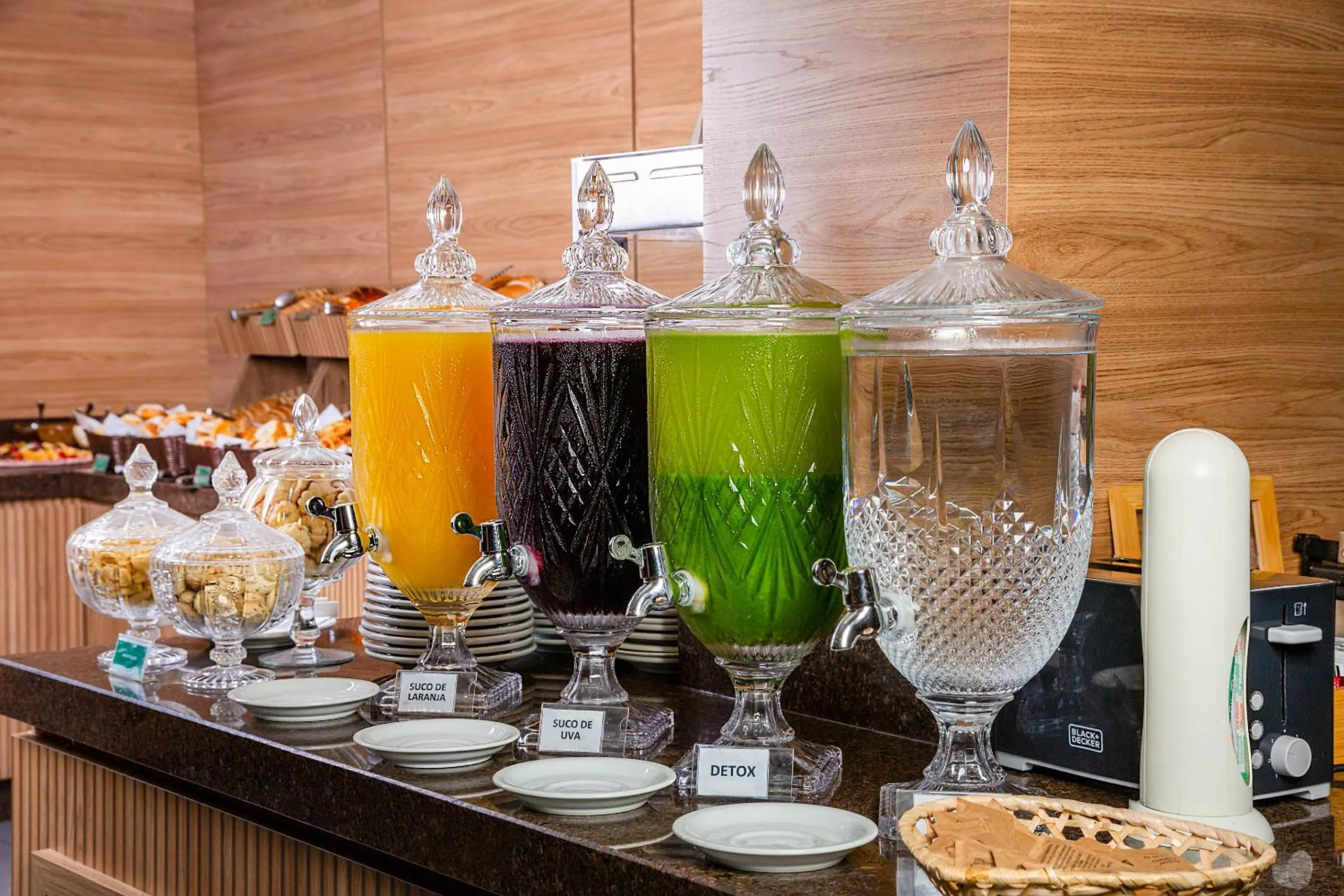 Continental breakfast in Hotel Laghetto Toscana