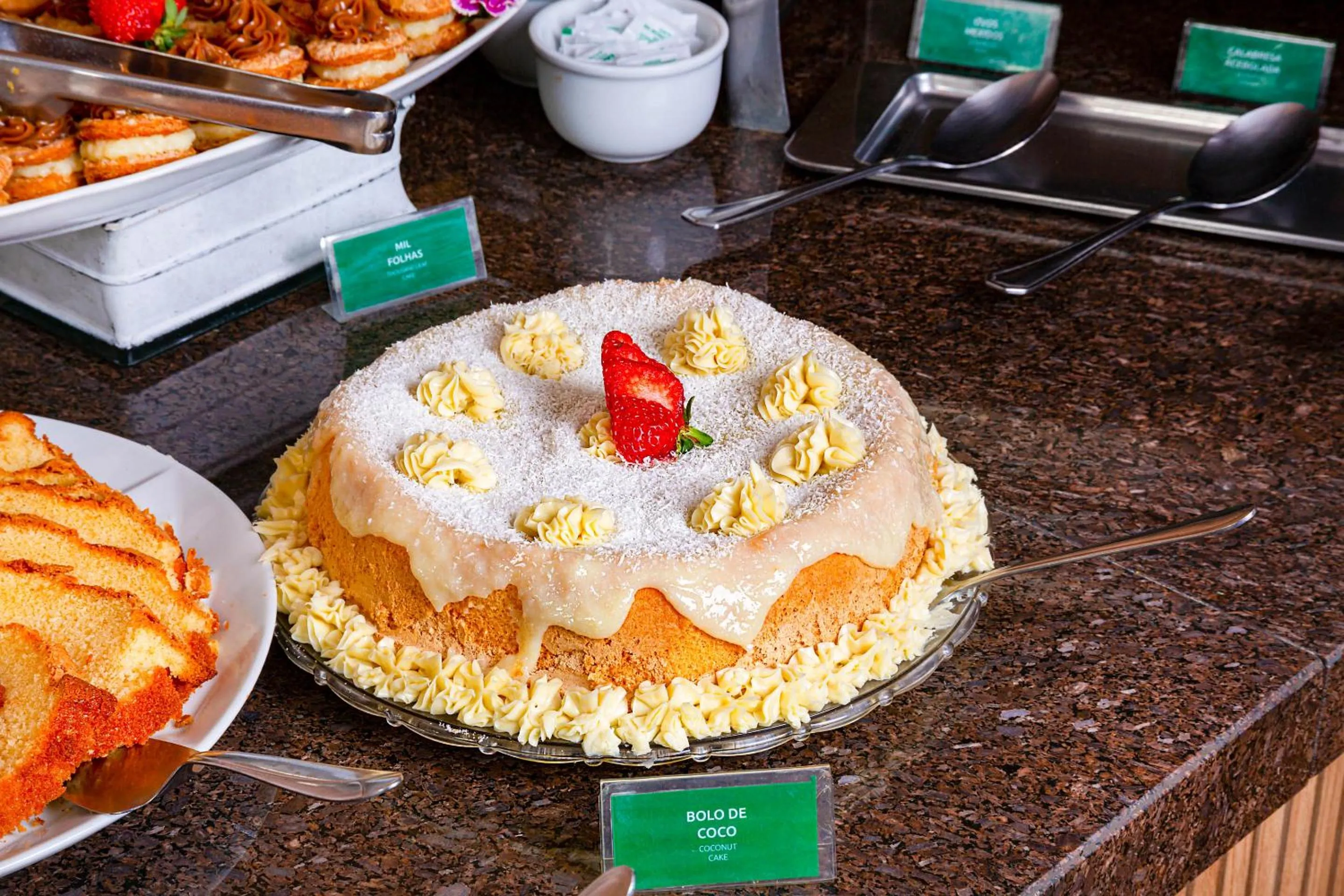 Buffet breakfast in Hotel Laghetto Toscana