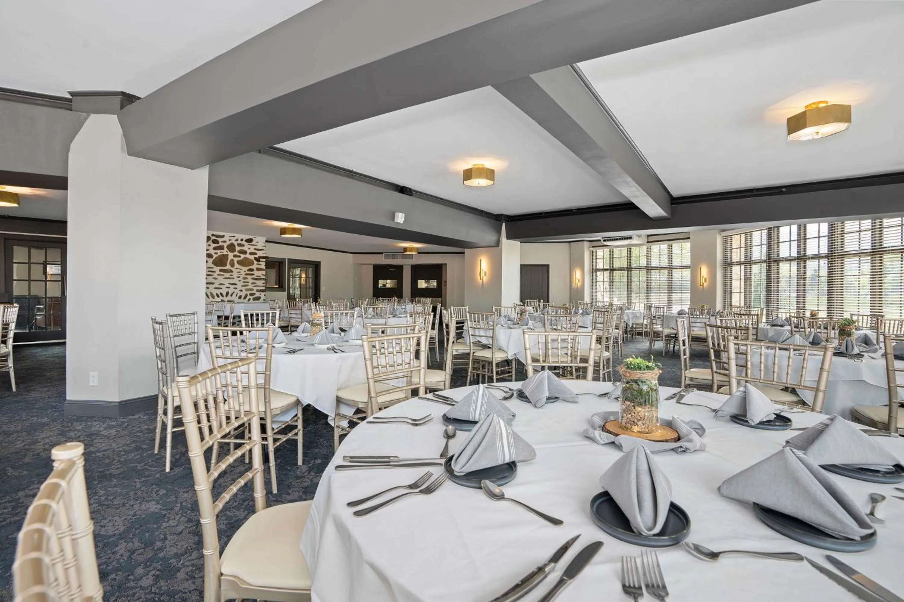 Meeting/conference room in Waynesville Inn & Golf Club, Trademark Collection by Wyndham