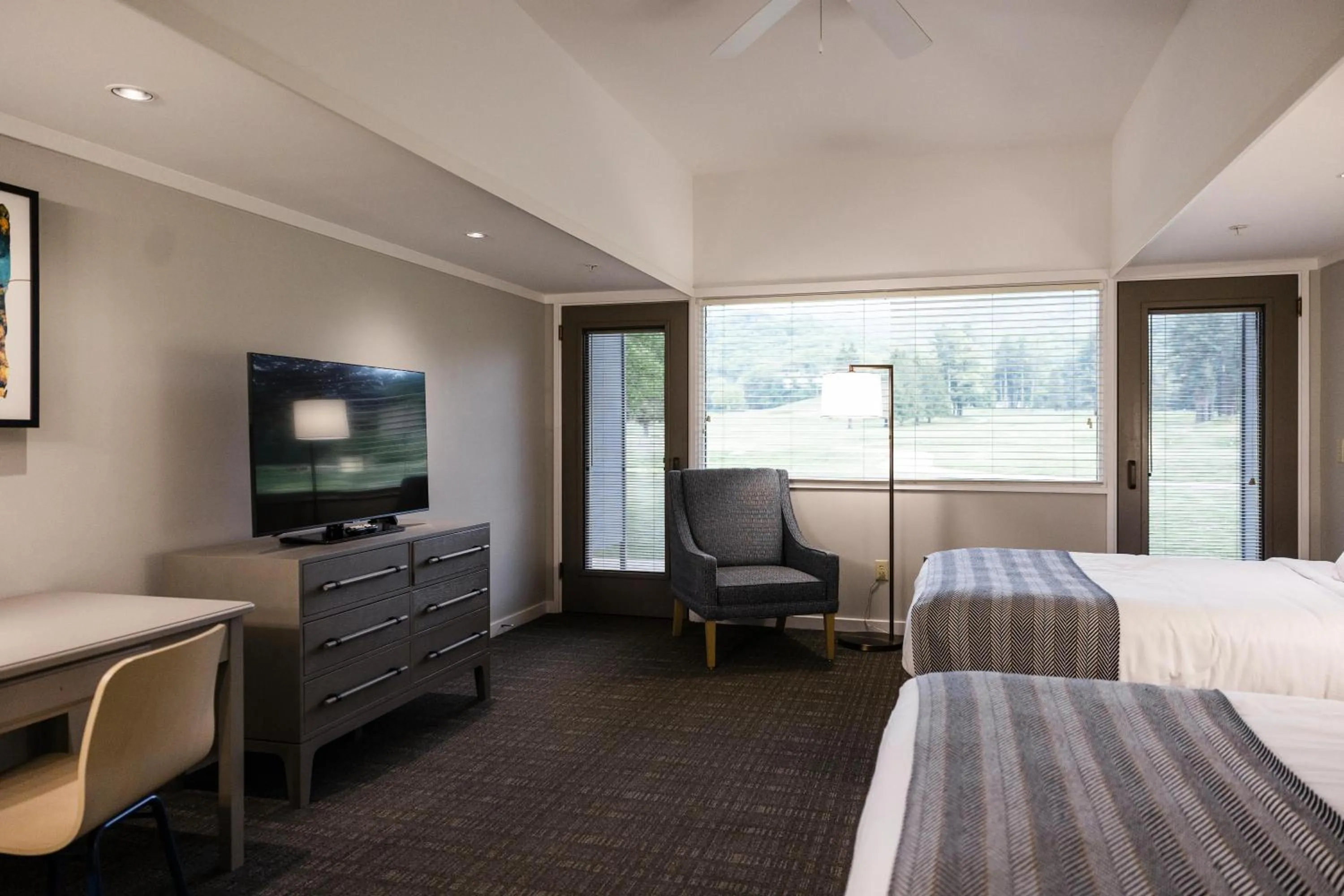 View (from property/room), Bed in Waynesville Inn and Golf Club, Tapestry Collection by Hilton