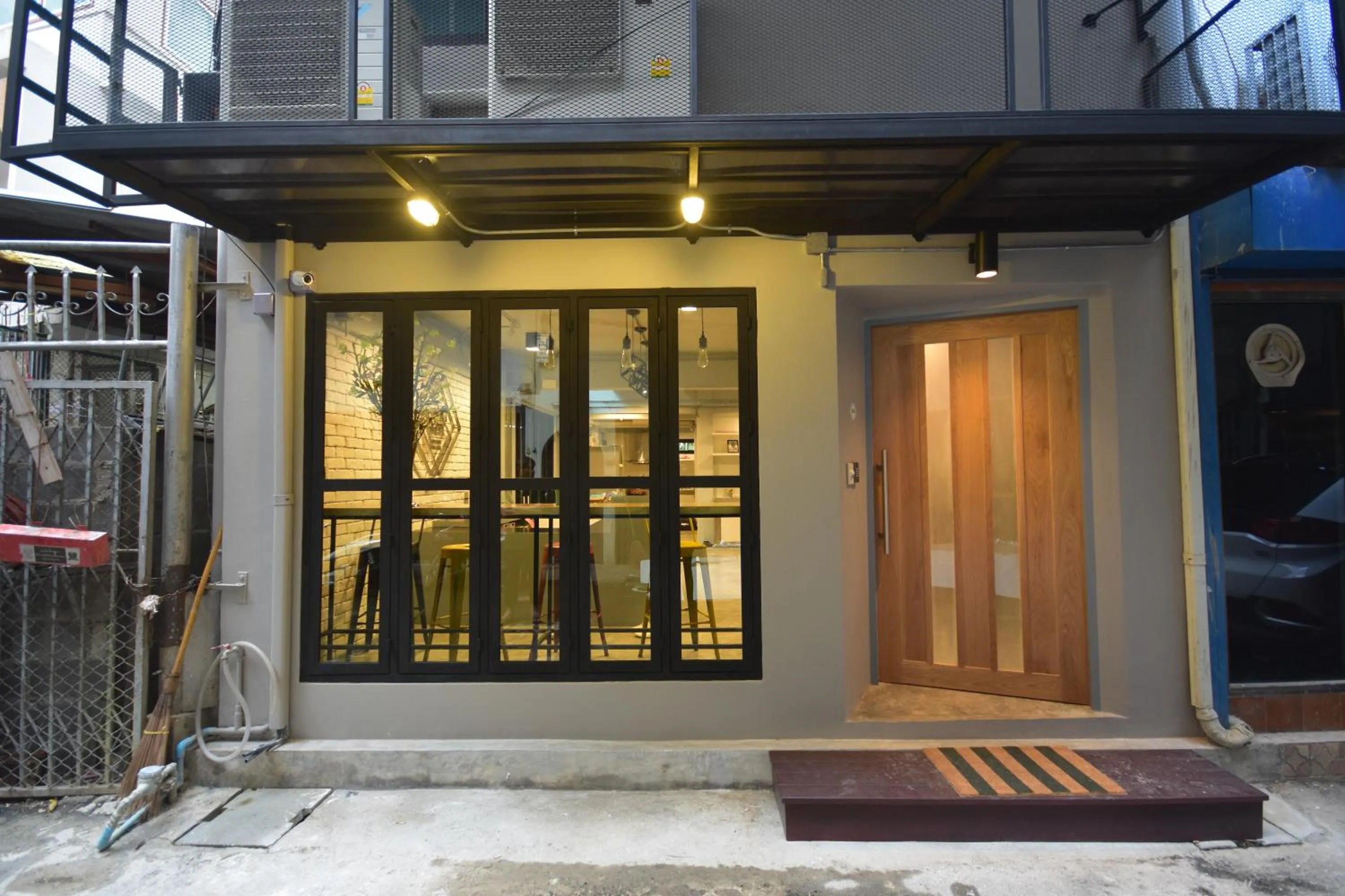 The Chatbox Silom Hostel