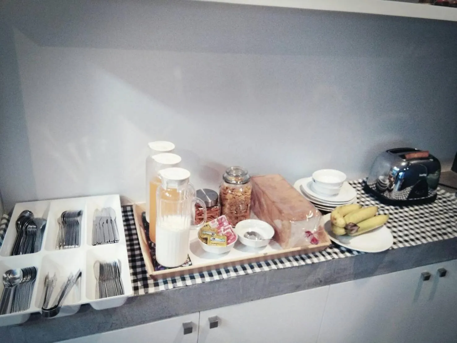 Breakfast in The Chatbox Silom Hostel