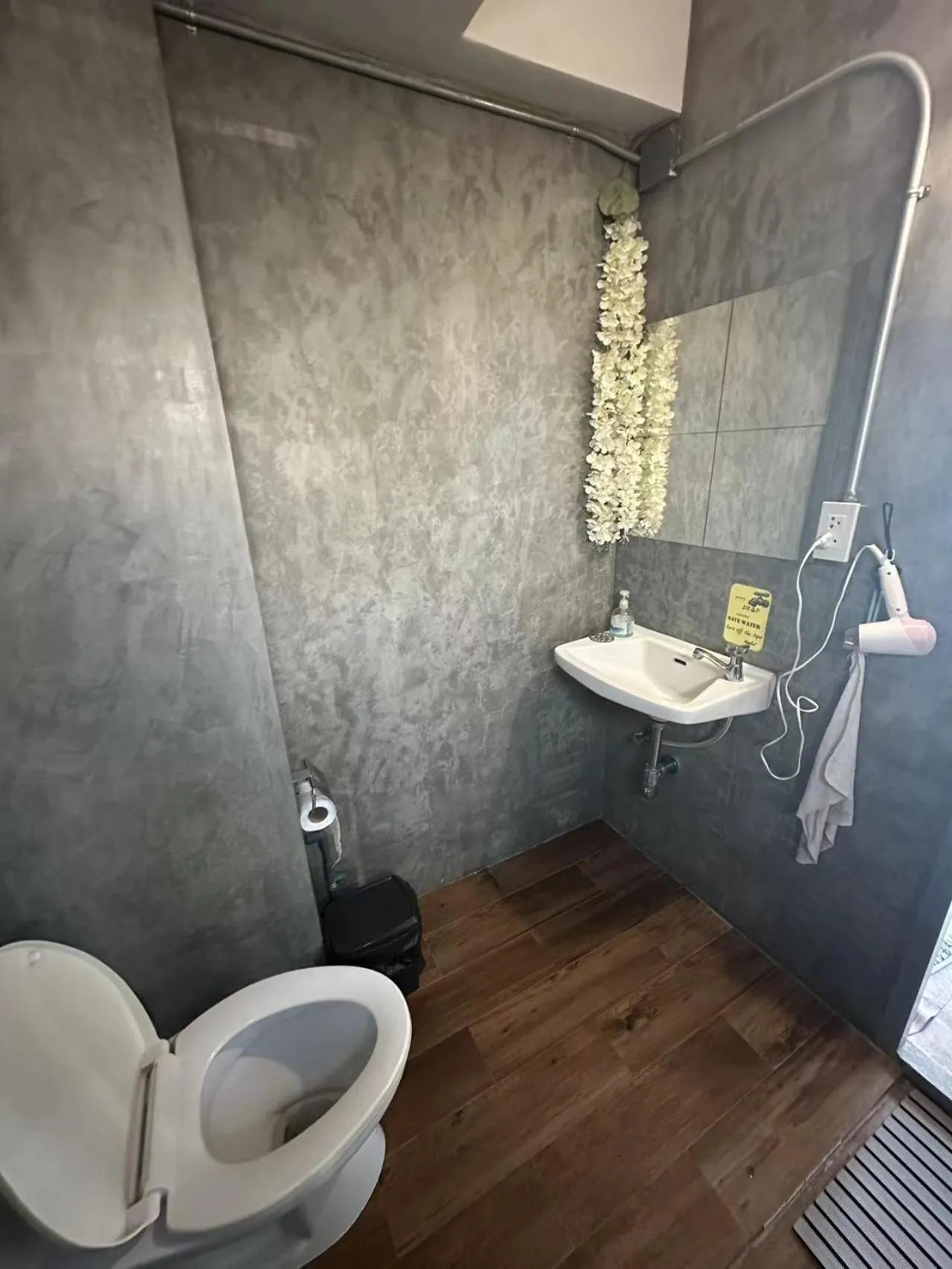 The Chatbox Silom Hostel