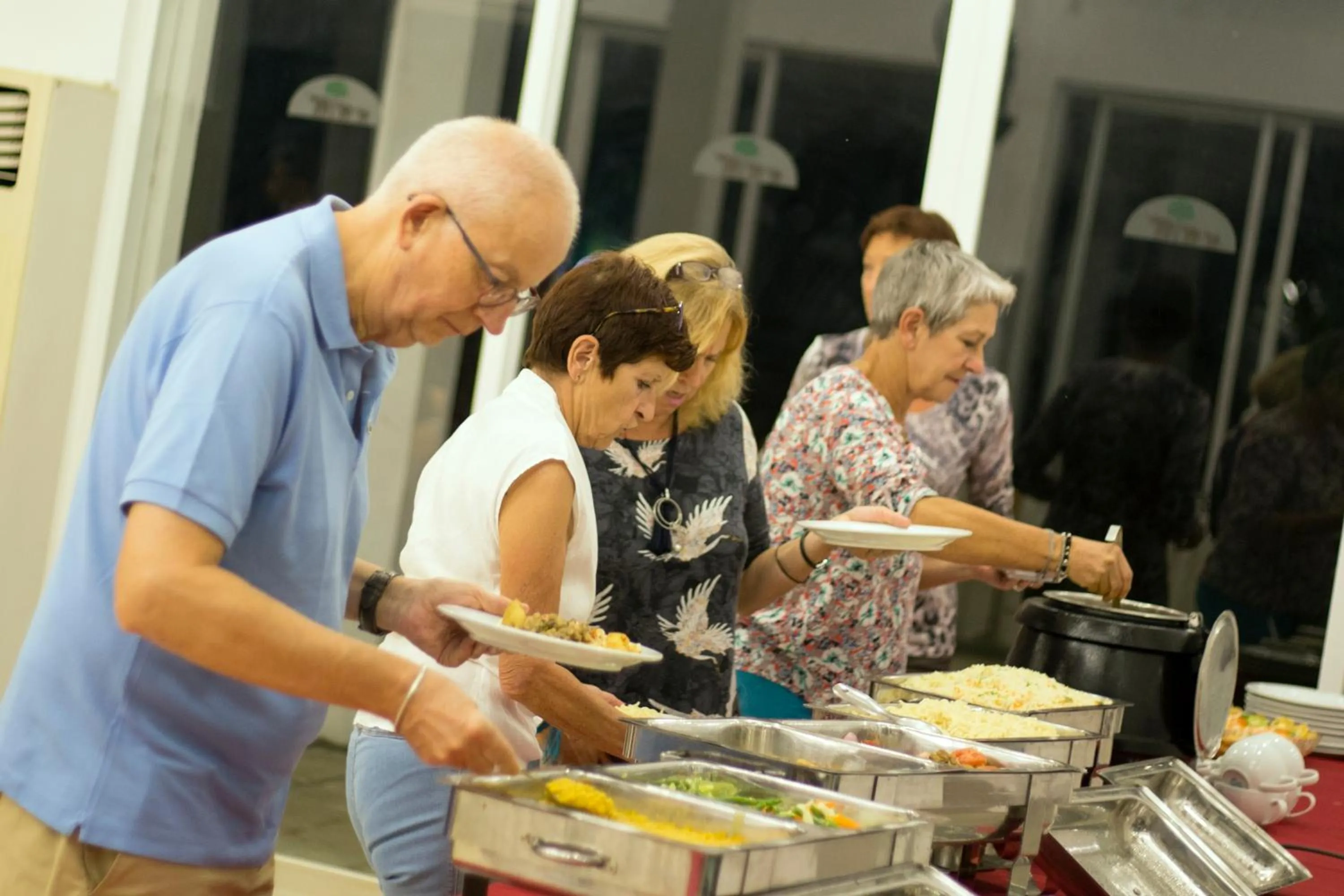 Restaurant/places to eat in Lavendish Wild Safari