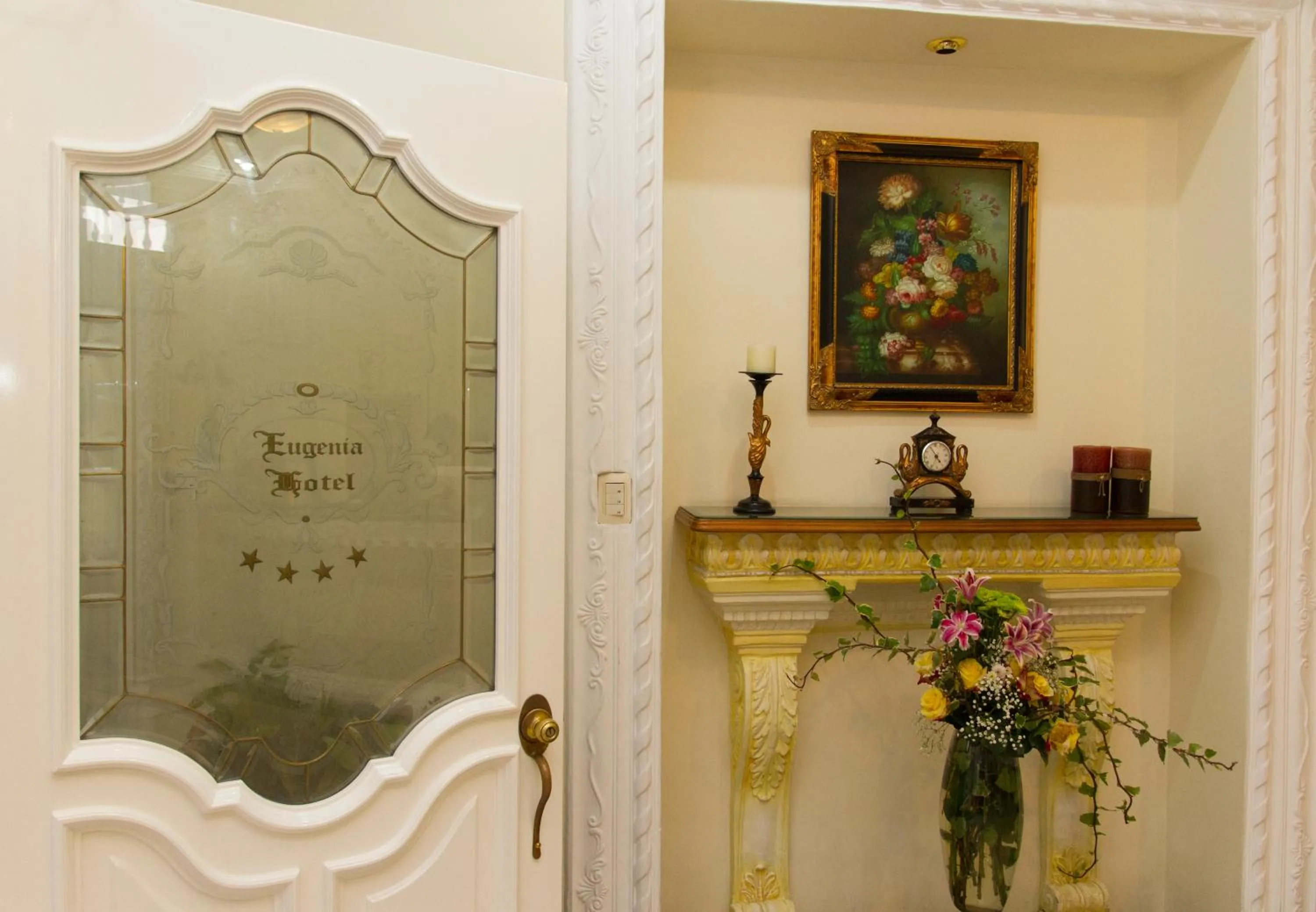 Lobby or reception in Eugenia Hotel