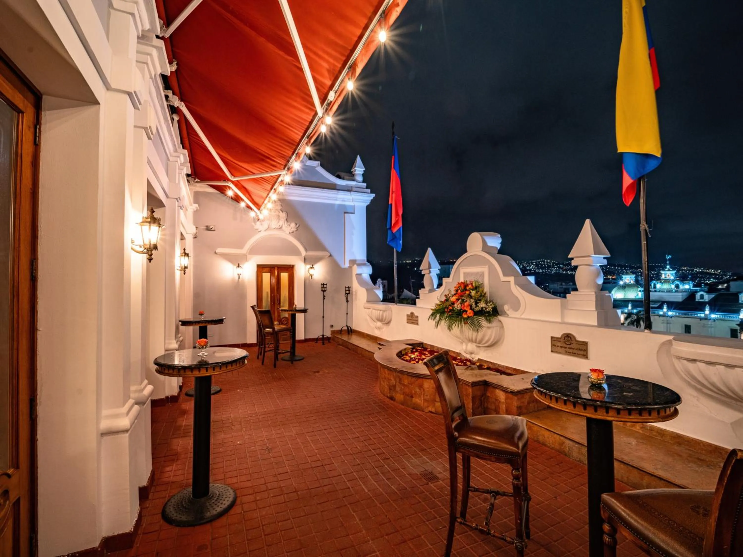 Balcony/Terrace in Plaza Grande Hotel