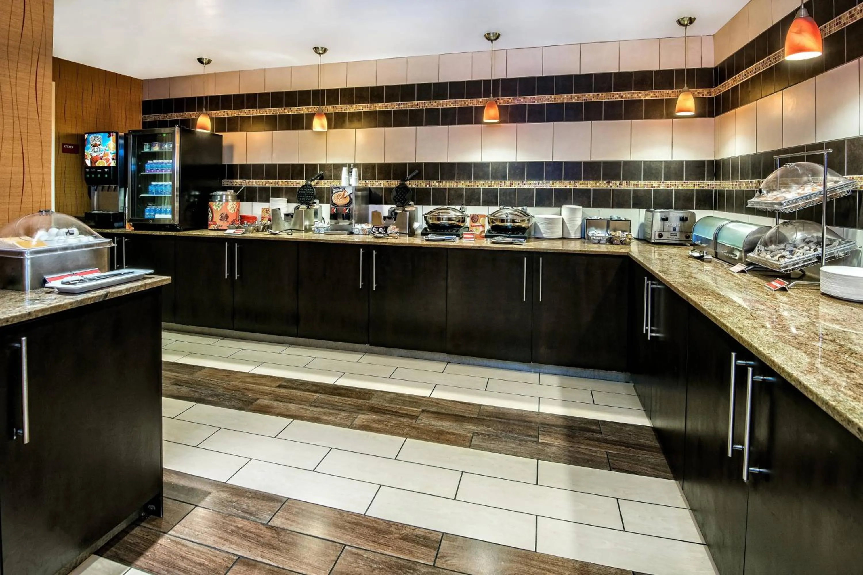 Breakfast in TownePlace Suites by Marriott San Antonio Downtown Riverwalk