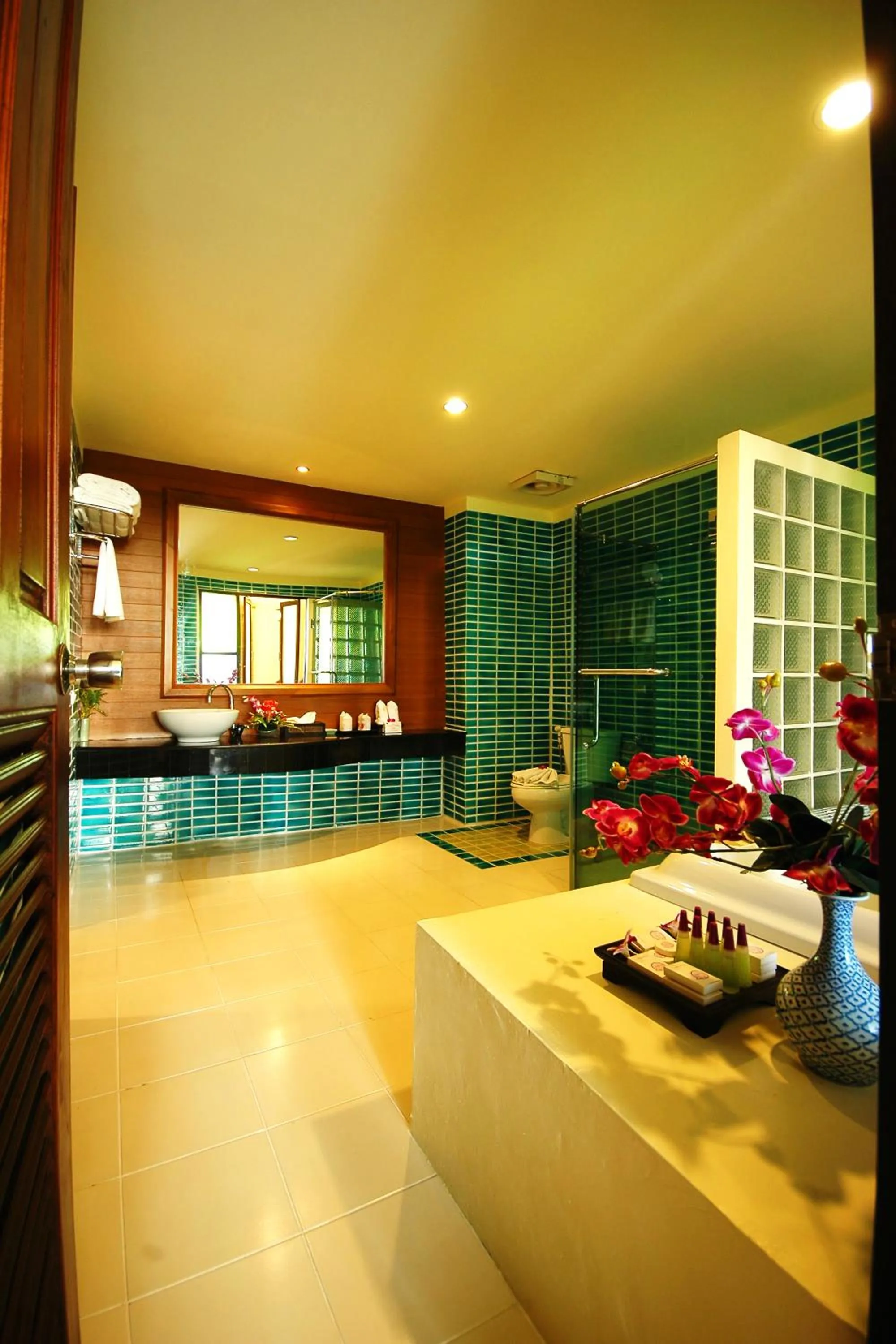 Khaolak Orchid Beach Resort - SHA Extra Plus