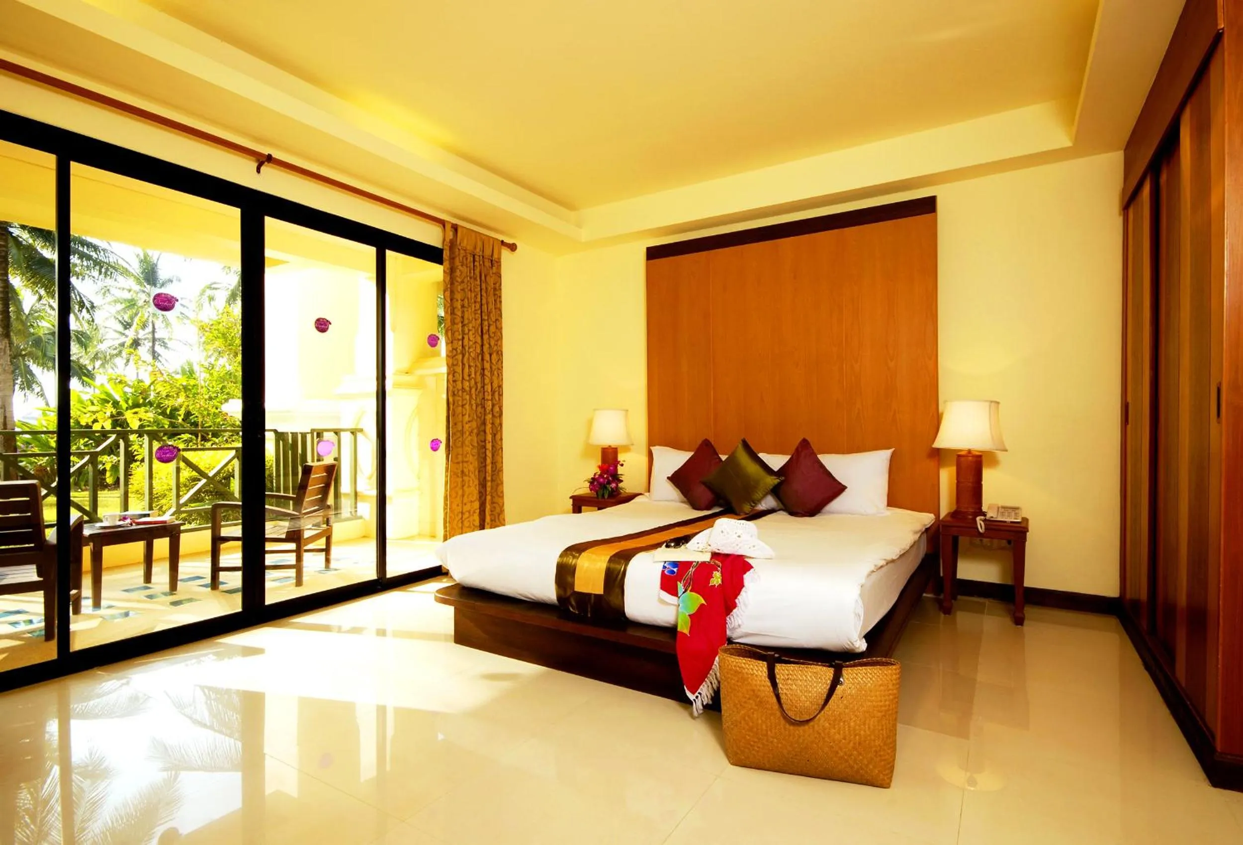 Bed in Khaolak Orchid Beach Resort - SHA Extra Plus