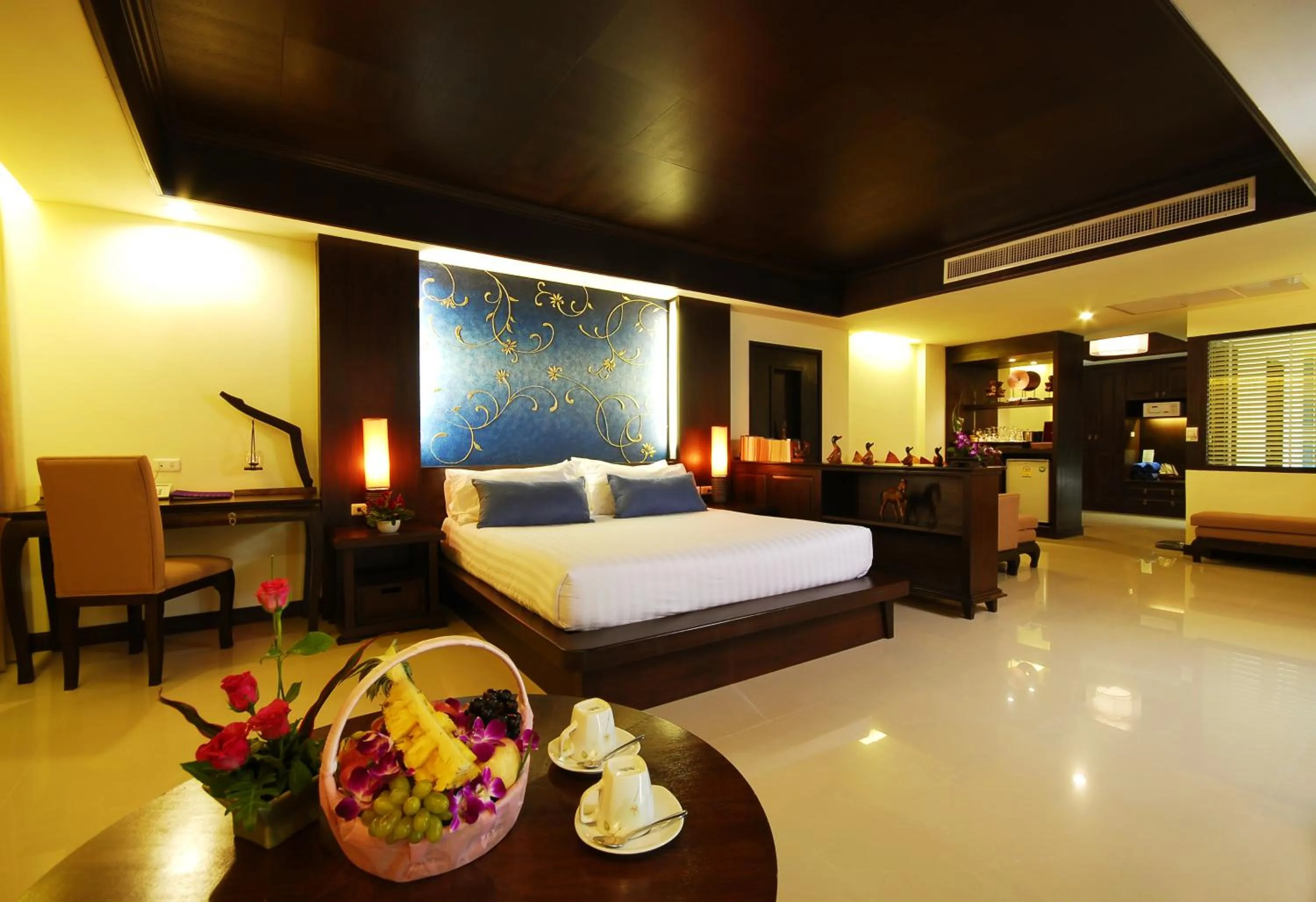 Bed in Khaolak Orchid Beach Resort - SHA Extra Plus