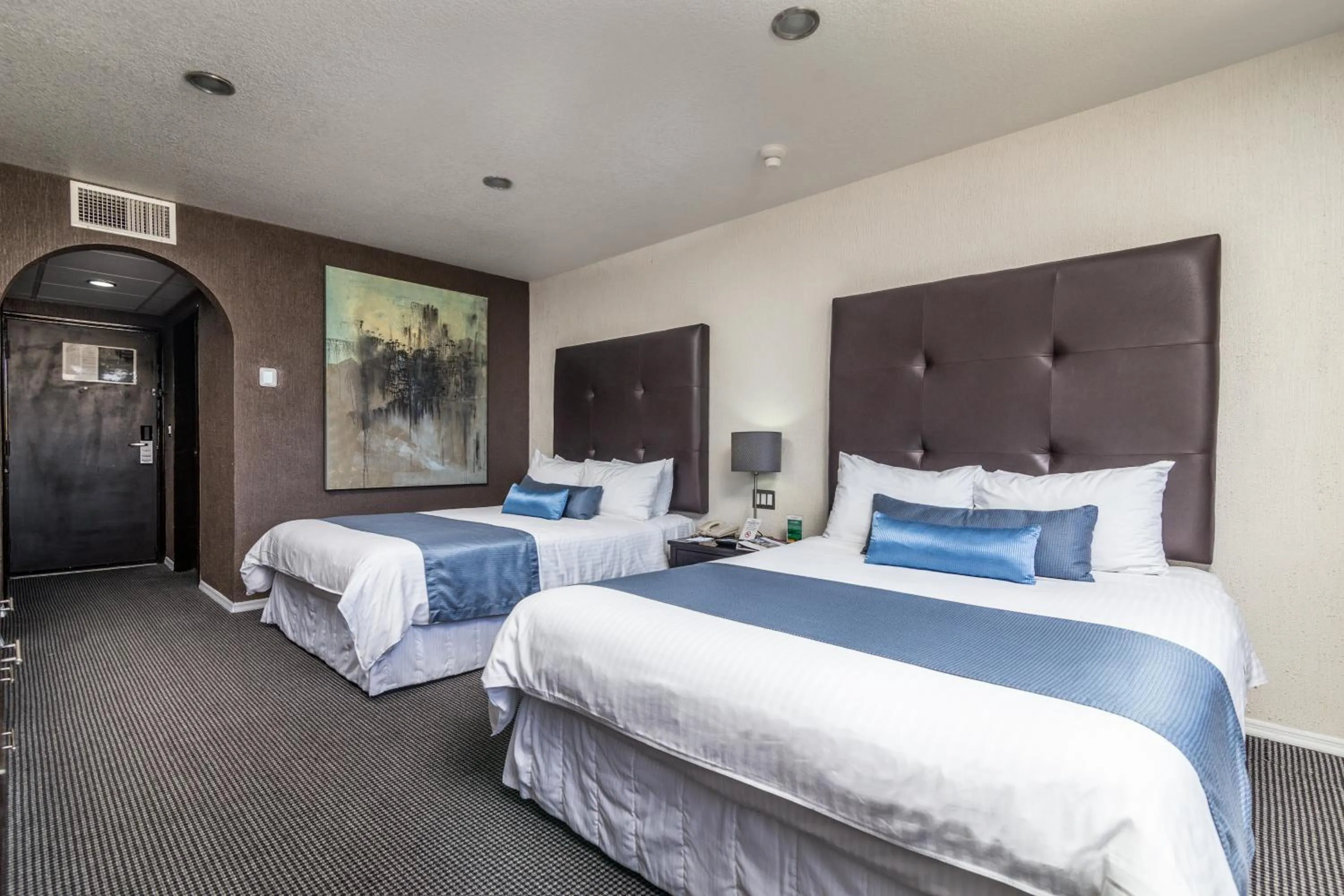 Bed in Pueblo Amigo Hotel Plaza y Casino