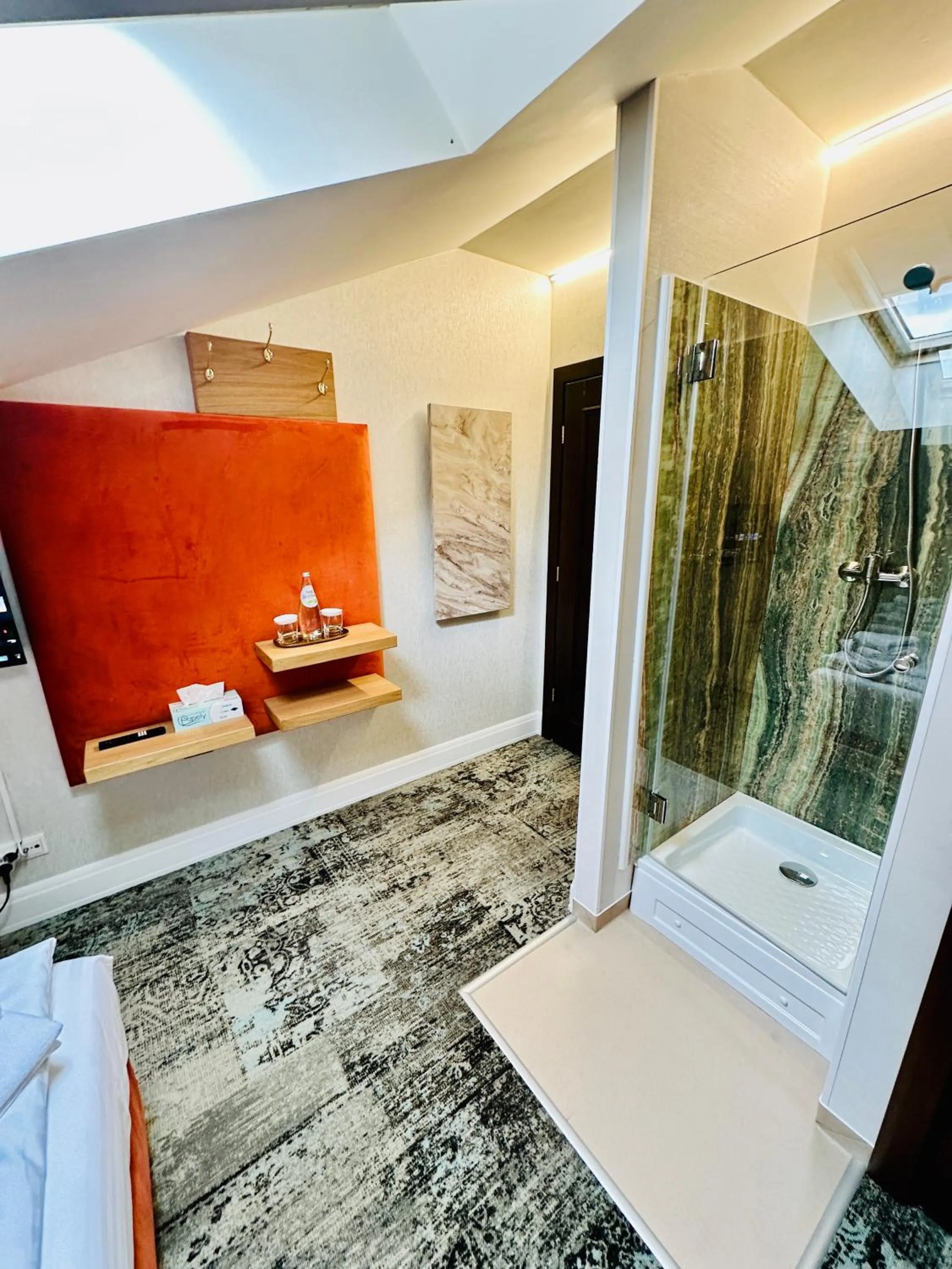 Shower in Villa & Restaurant Levoslav House