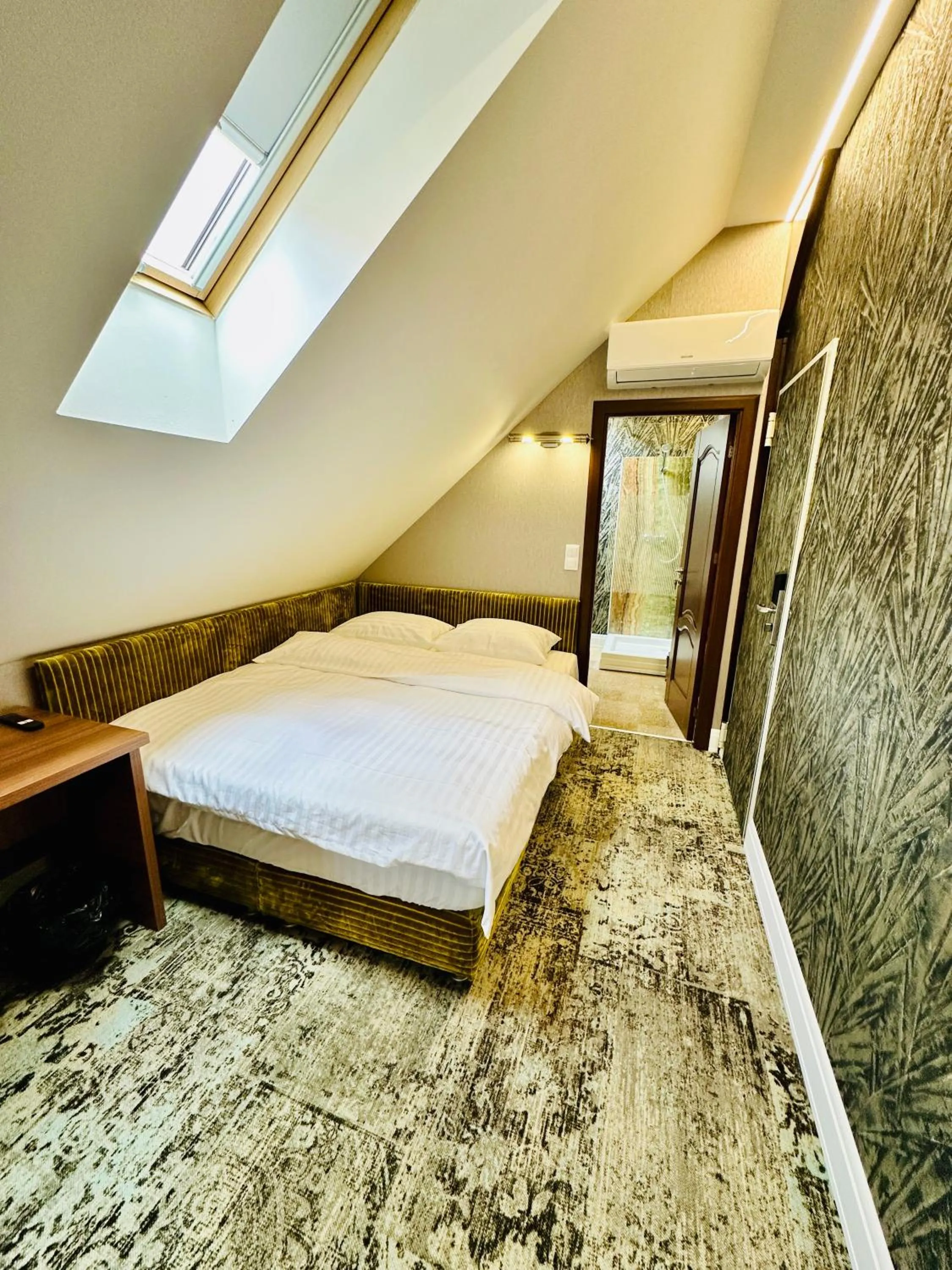 Bed in Villa & Restaurant Levoslav House