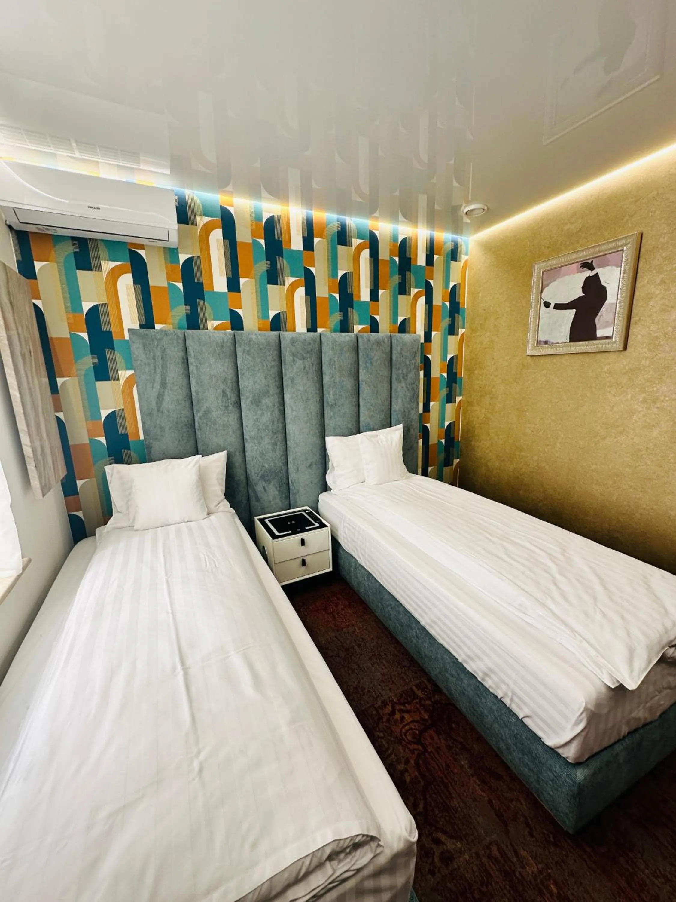 Bedroom, Bed in Villa & Restaurant Levoslav House