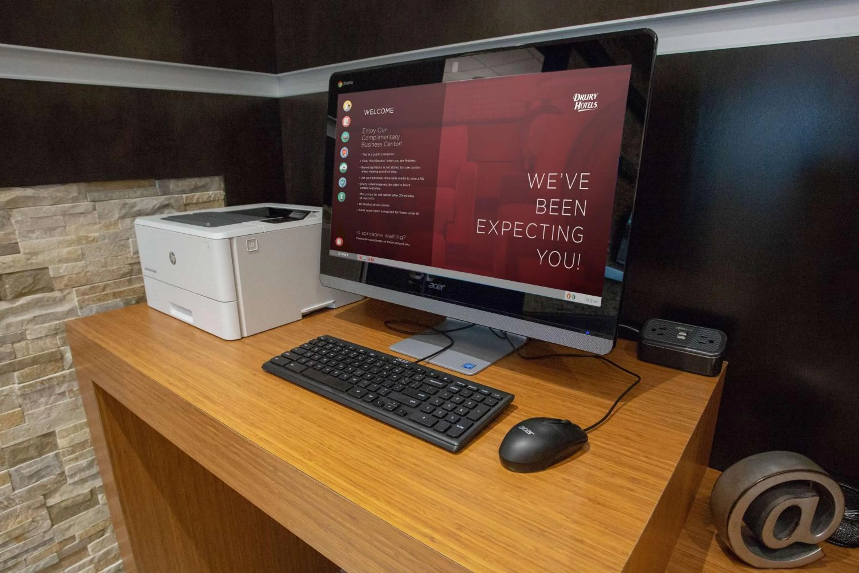 Business facilities in Drury Inn & Suites Pittsburgh Airport Settlers Ridge