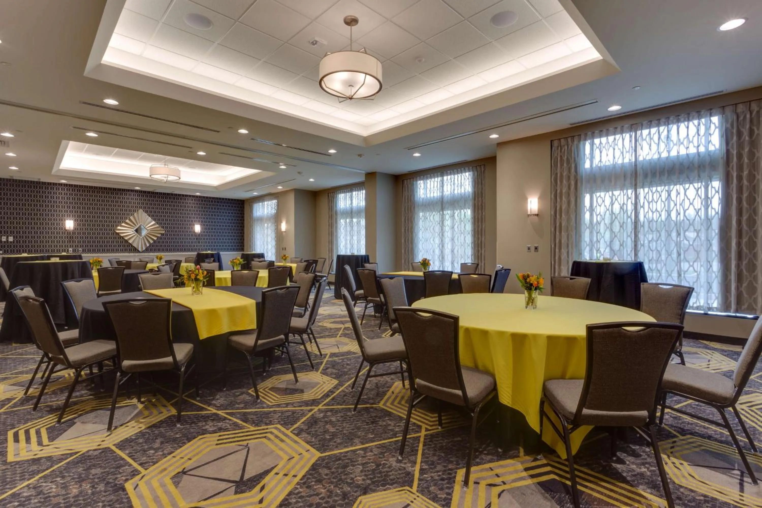 On site in Drury Inn & Suites Pittsburgh Airport Settlers Ridge