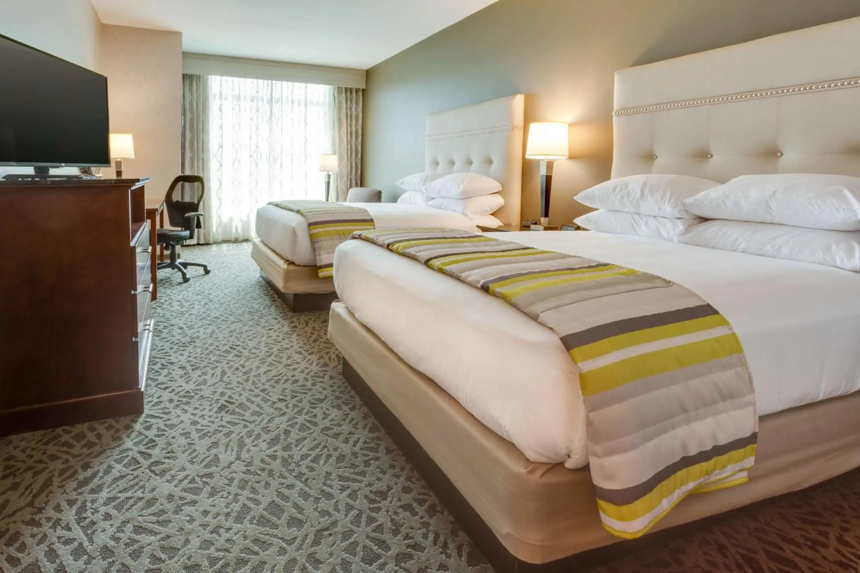 Deluxe Queen Room with Two Queen Beds - Hearing Accessible in Drury Inn & Suites Pittsburgh Airport Settlers Ridge Deluxe Queen Room with Two Queen Beds - Hearing Accessible in Drury Inn & Suites Pittsburgh Airport Settlers Ridge