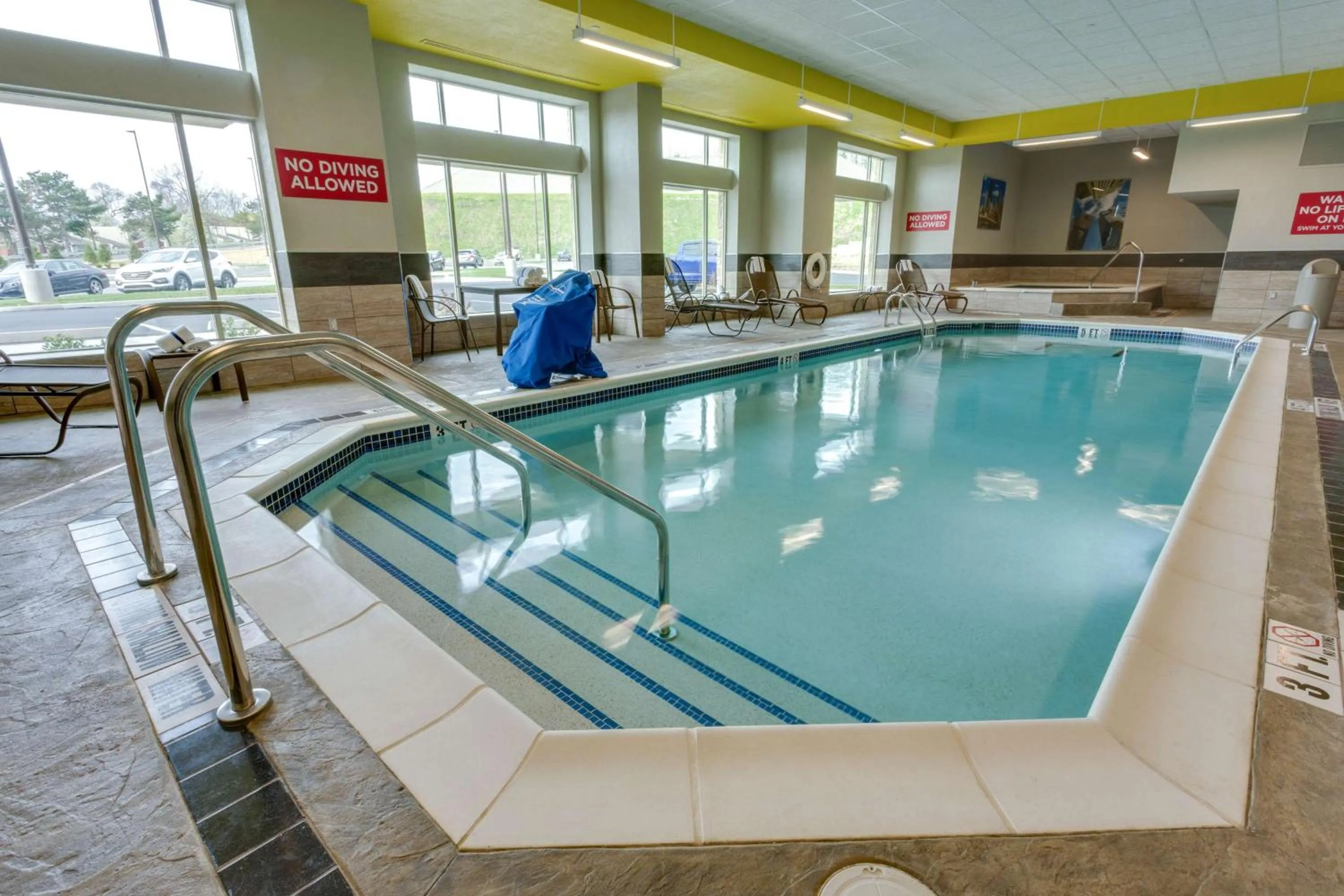 Activities in Drury Inn & Suites Pittsburgh Airport Settlers Ridge