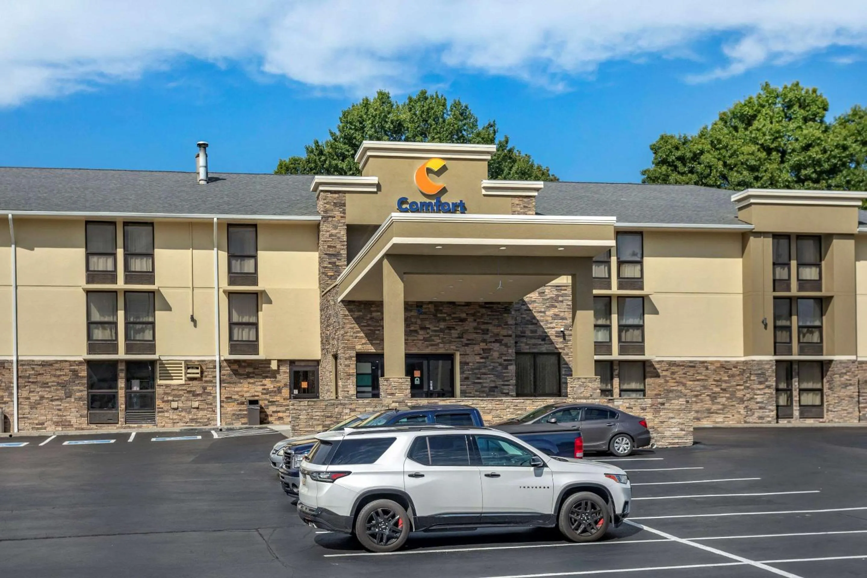 Property building in Comfort Inn Nashville - Opryland Area