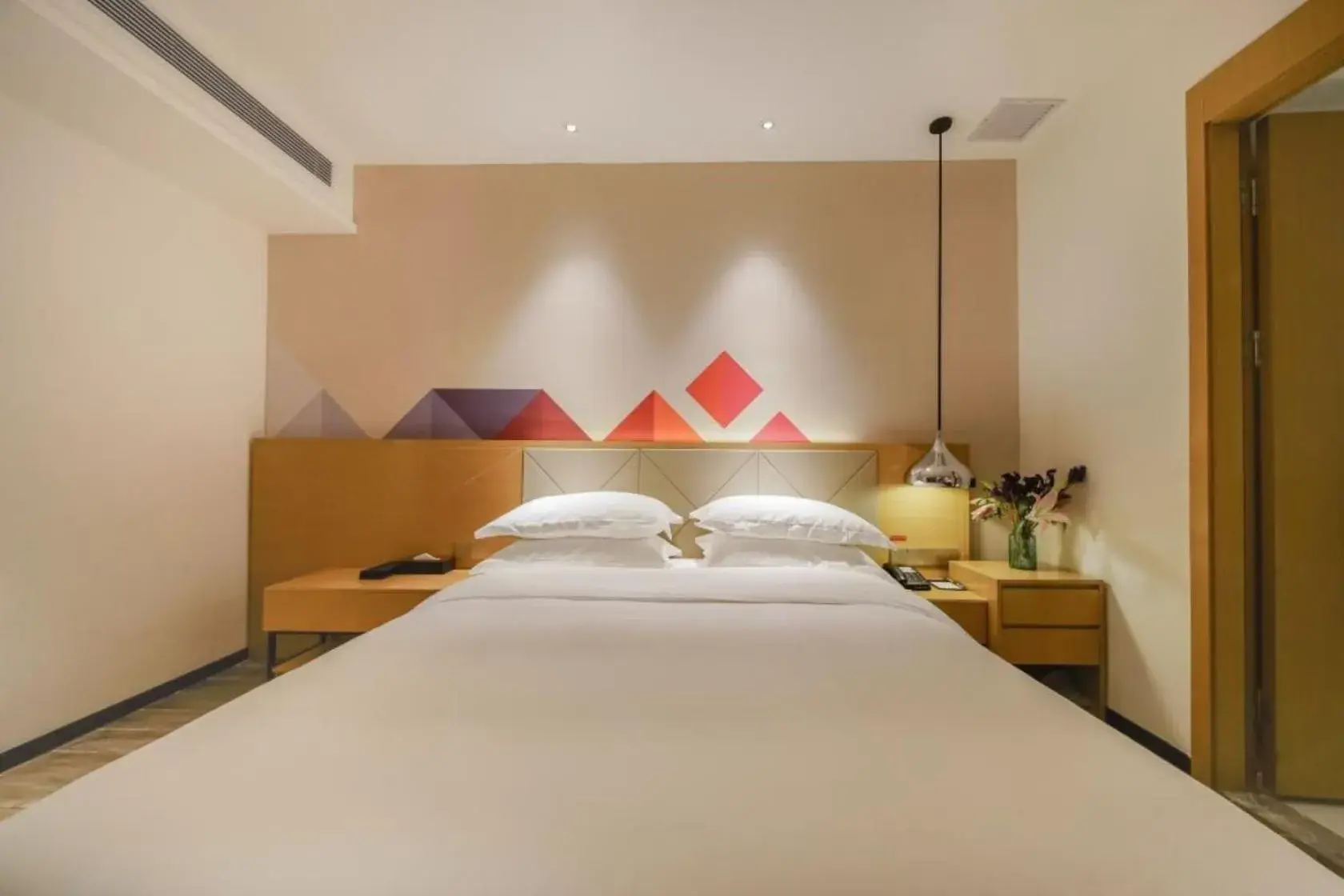 Double Room with Private Bathroom in Borrman International Hotel Canton Tower Chigang Metro Station Flagship Branch Double Room with Private Bathroom in Borrman International Hotel Canton Tower Chigang Metro Station Flagship Branch