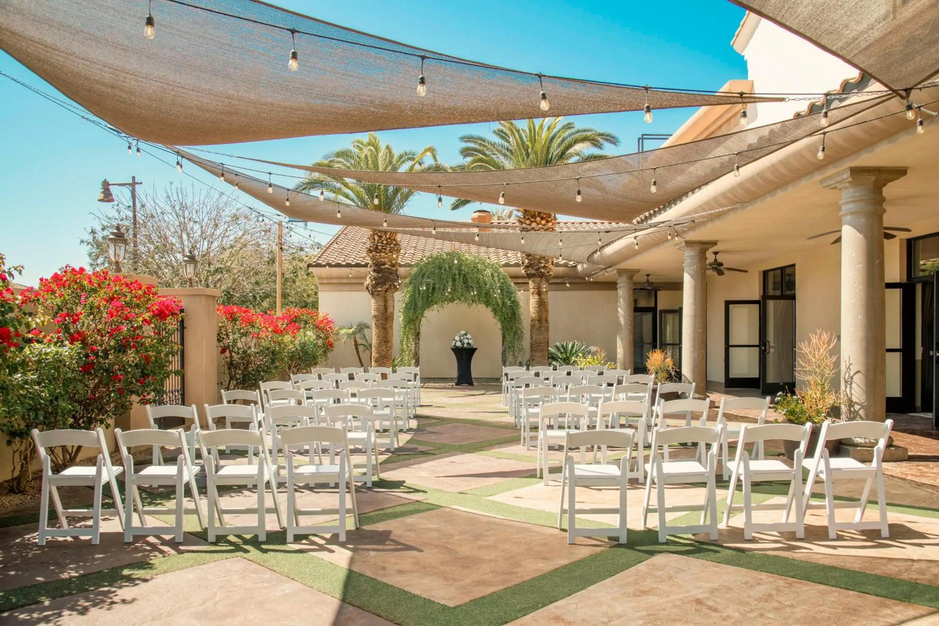Meeting/conference room in DoubleTree by Hilton Phoenix-Gilbert