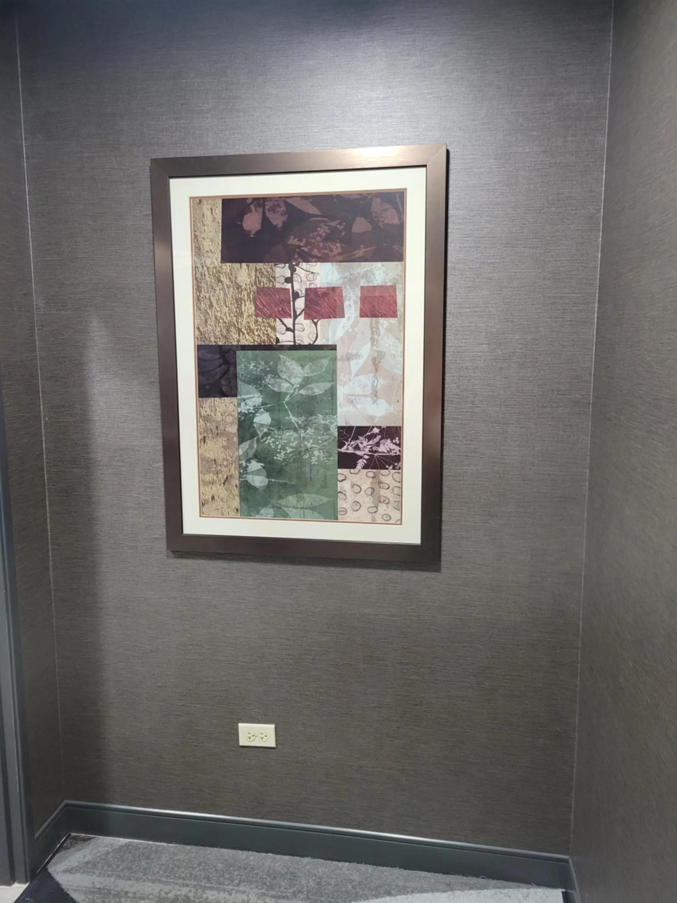 Super 8 by Wyndham Aurora/Naperville Area