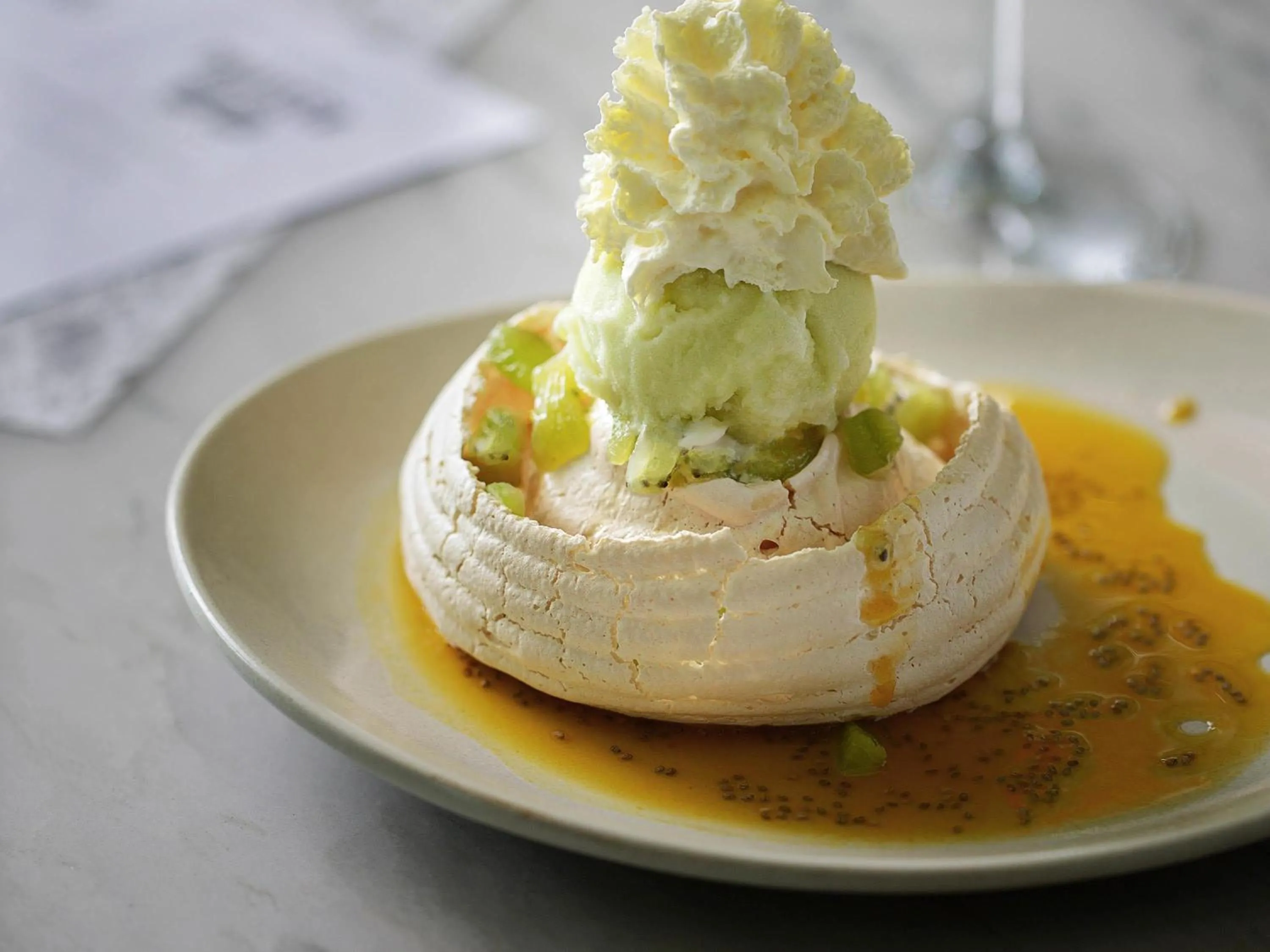 Restaurant/places to eat in Novotel Auckland Airport