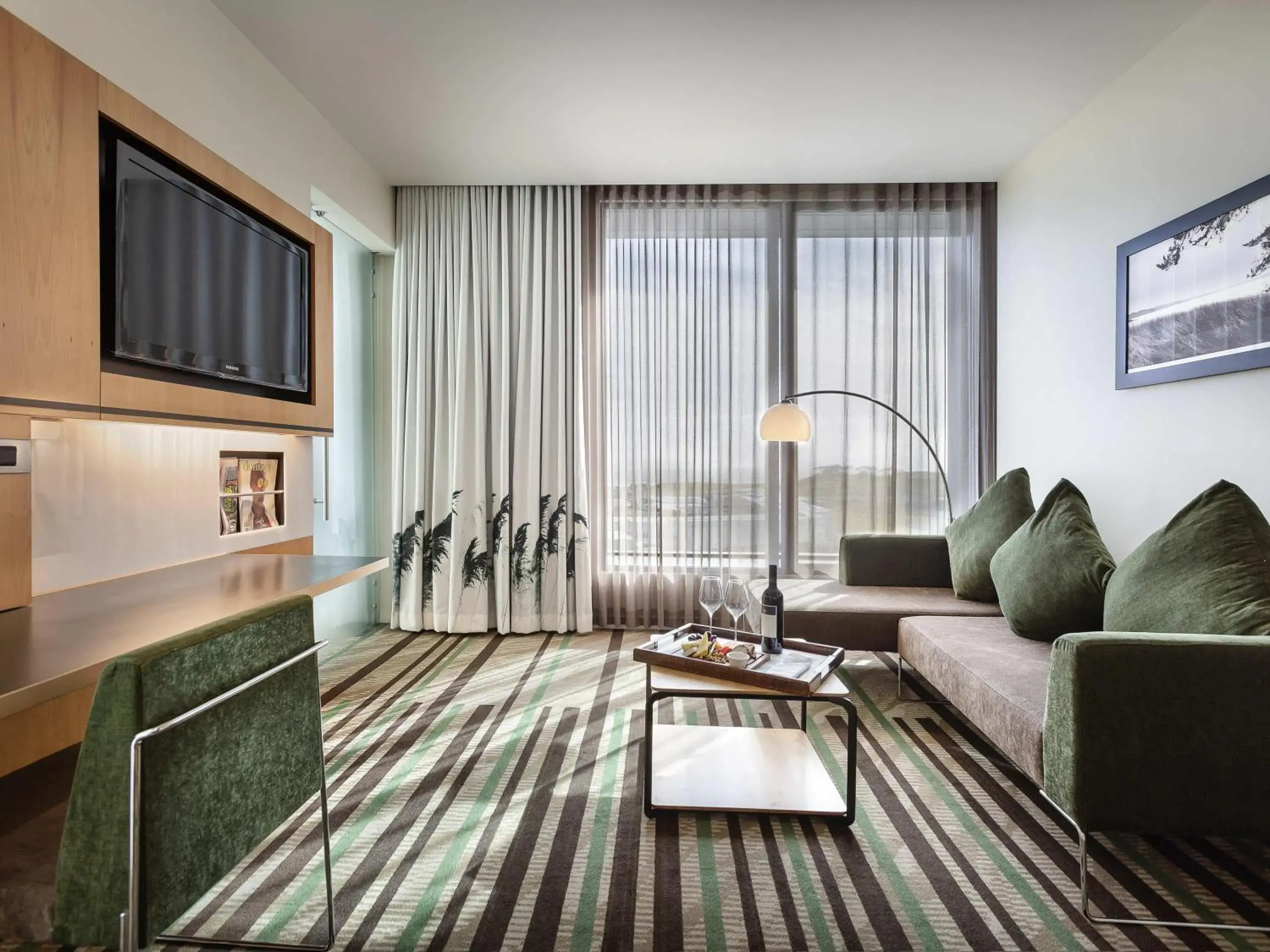 Superior Suite in Novotel Auckland Airport Superior Suite in Novotel Auckland Airport