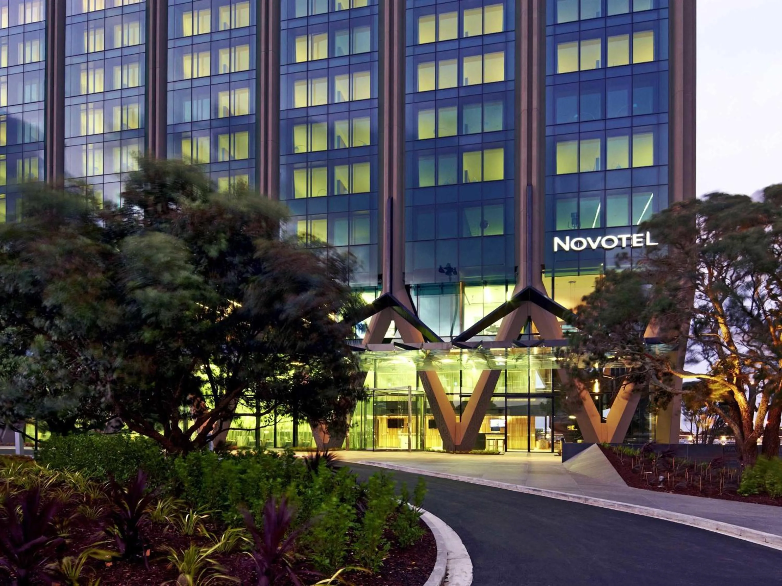 Property building in Novotel Auckland Airport