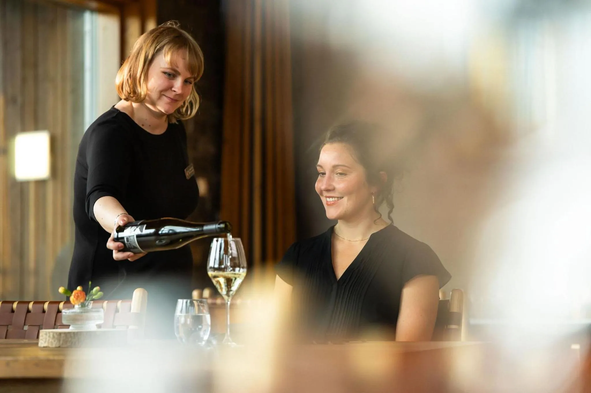 Restaurant/places to eat in Nova Skyland Hotel