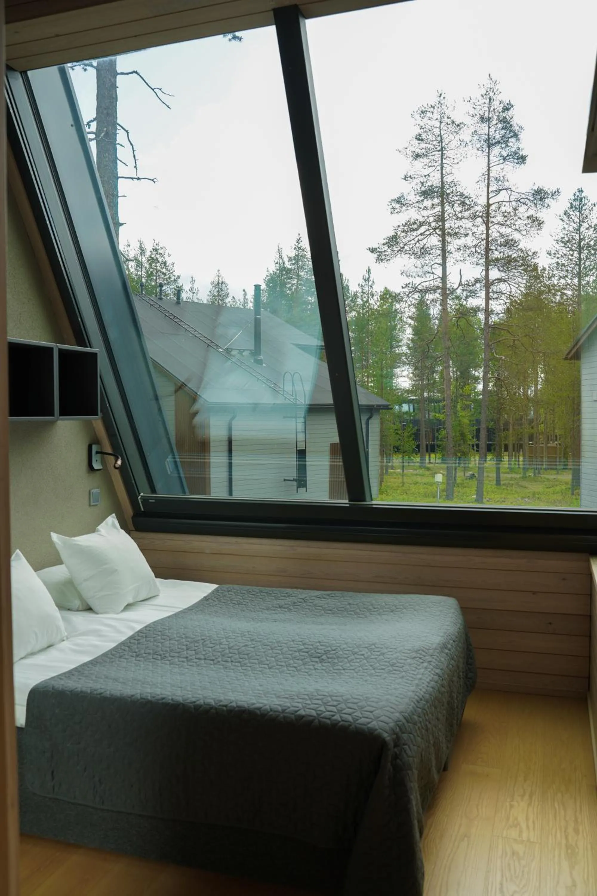 Summer, Bed in Nova Skyland Hotel