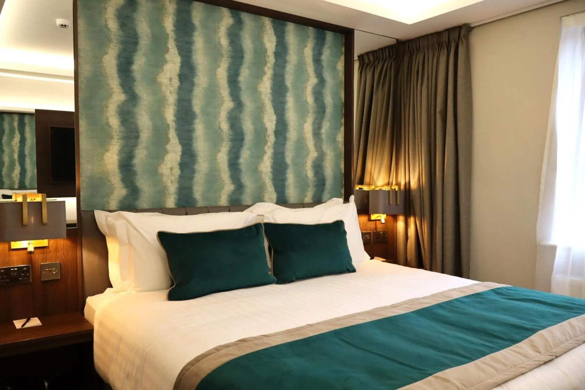 Bed in Iveagh Garden Hotel