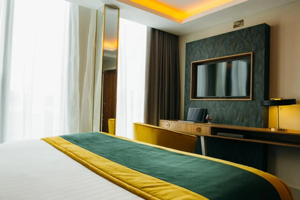 Bedroom, Bed in Iveagh Garden Hotel